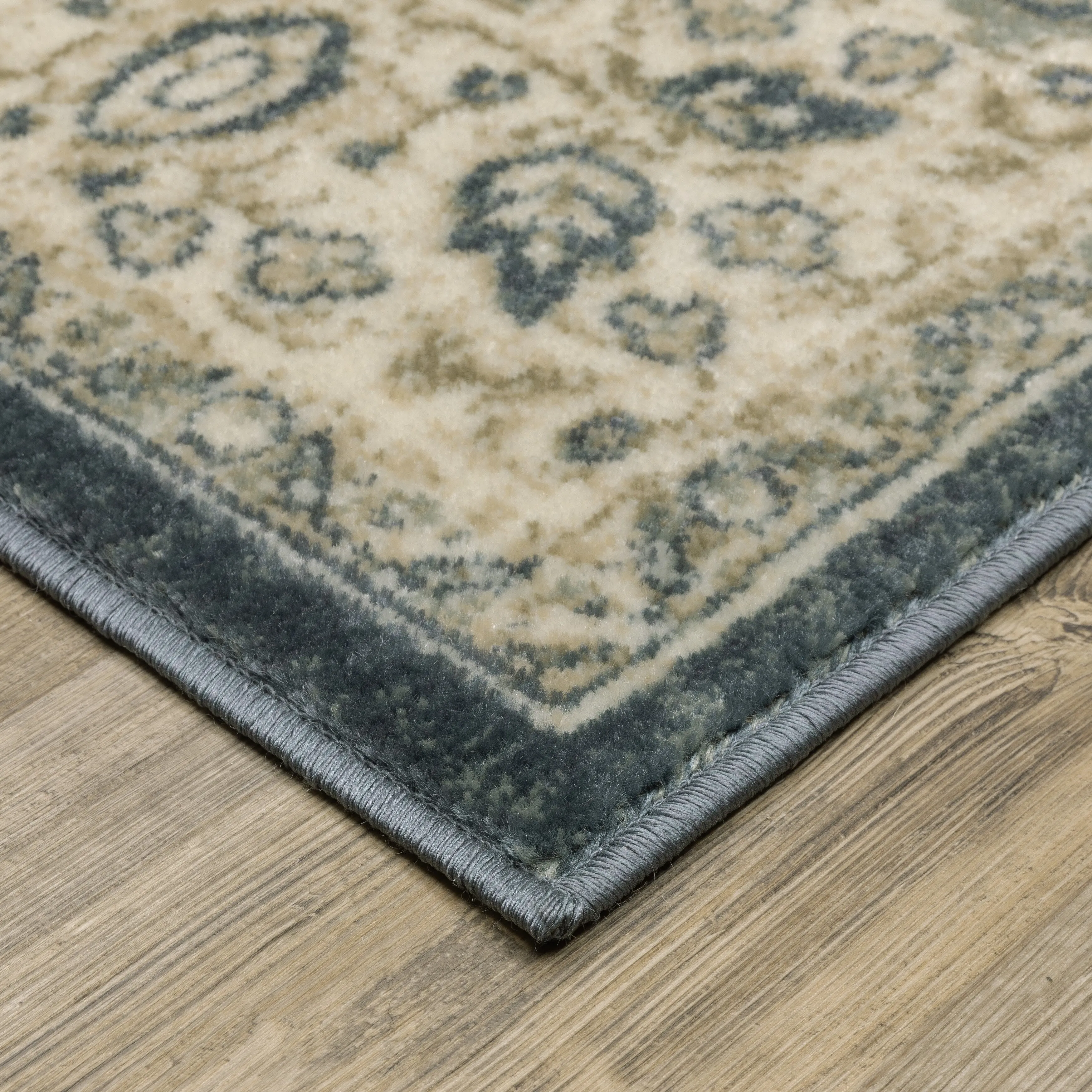Kaleb Traditional Center Medallion Deep Teal/Ivory Area Rug