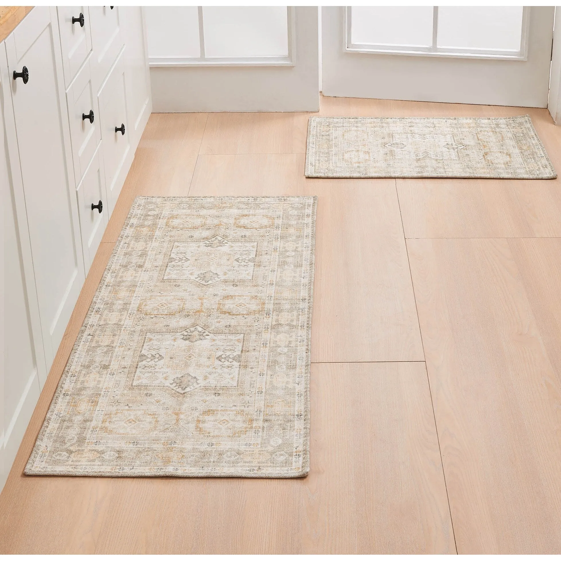 Linery & Co. Machine Washable Slip Resistant Vintage Patterned Accent Rugs