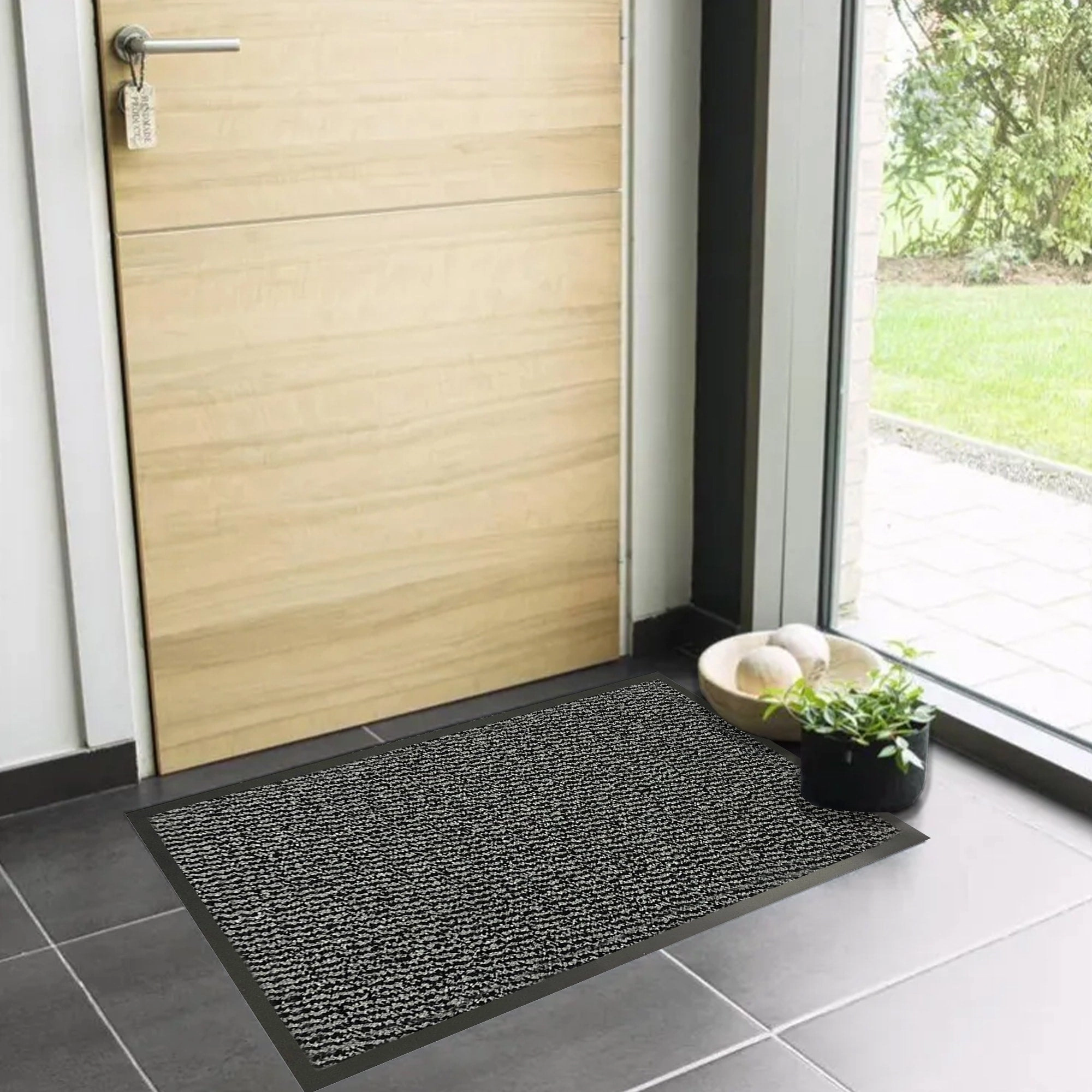 Lisa Heavy-Duty Non-Slip Rubber Door Mat for High Traffic Areas
