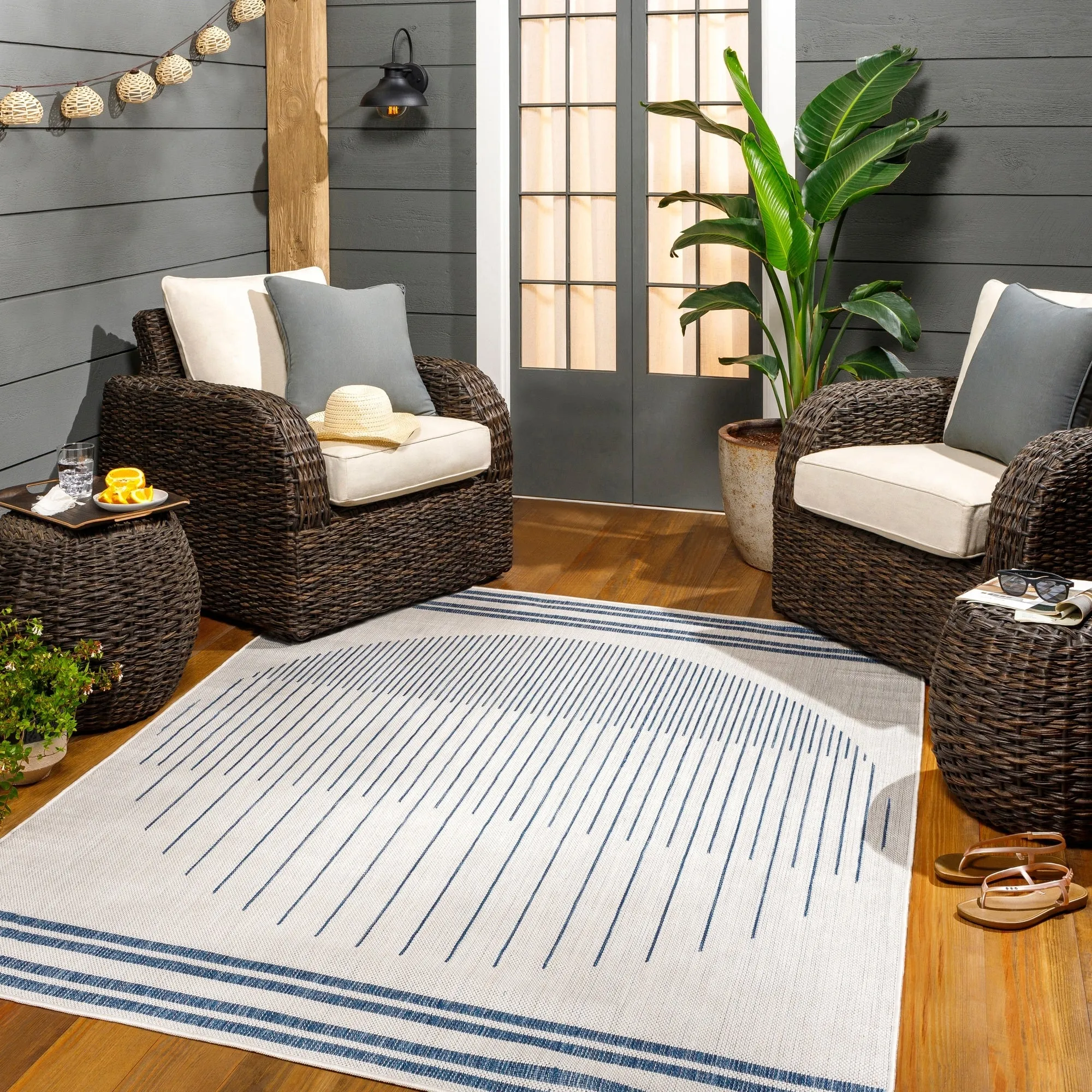 Livabliss Amesbury Indoor/ Outdoor Mod Geometric Area Rug