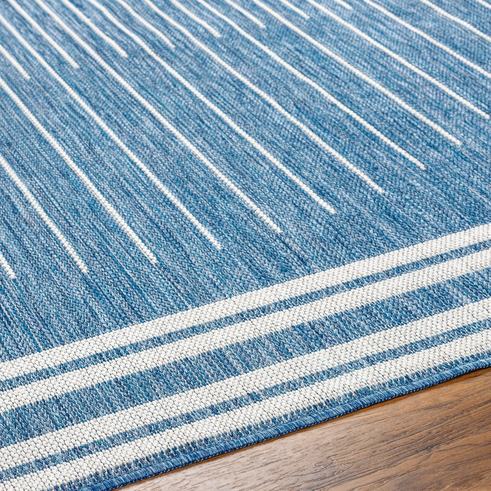 Livabliss Amesbury Indoor/ Outdoor Mod Geometric Area Rug