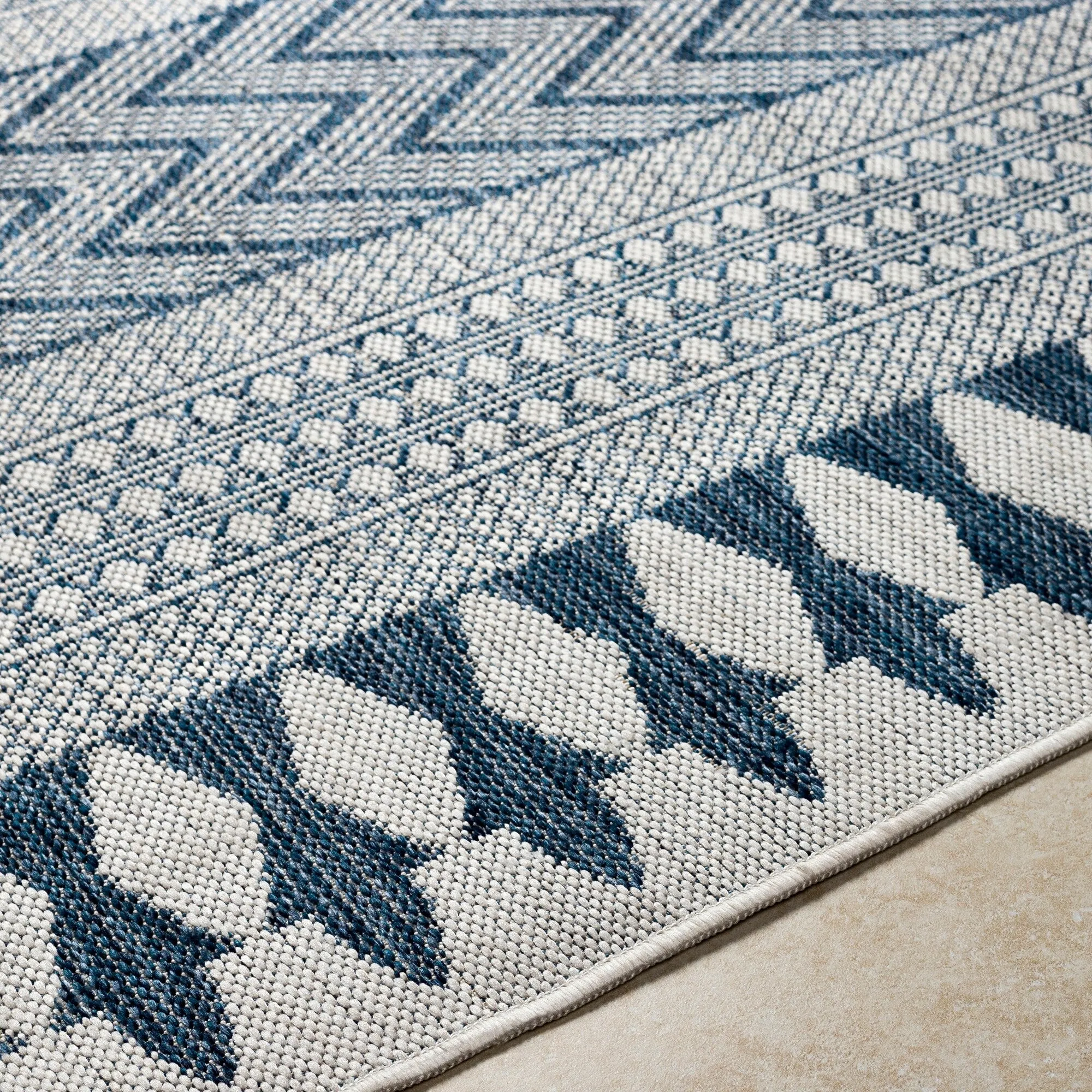 Livabliss Athos Indoor/ Outdoor Moroccan Area Rug