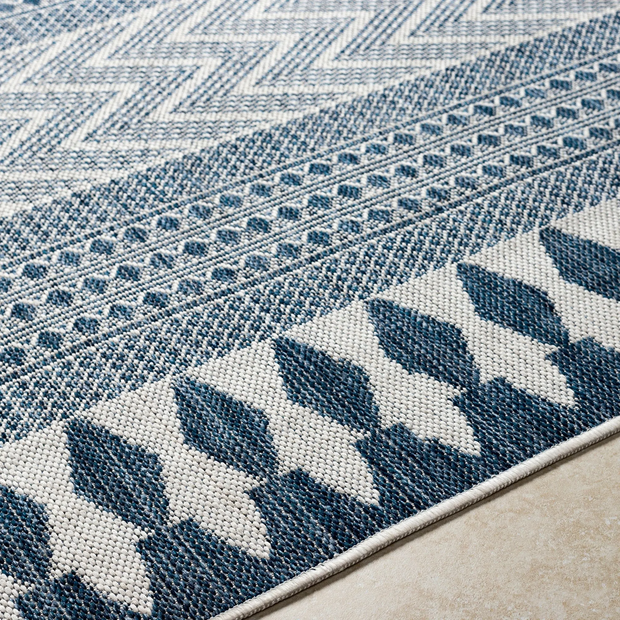 Livabliss Athos Indoor/ Outdoor Moroccan Area Rug