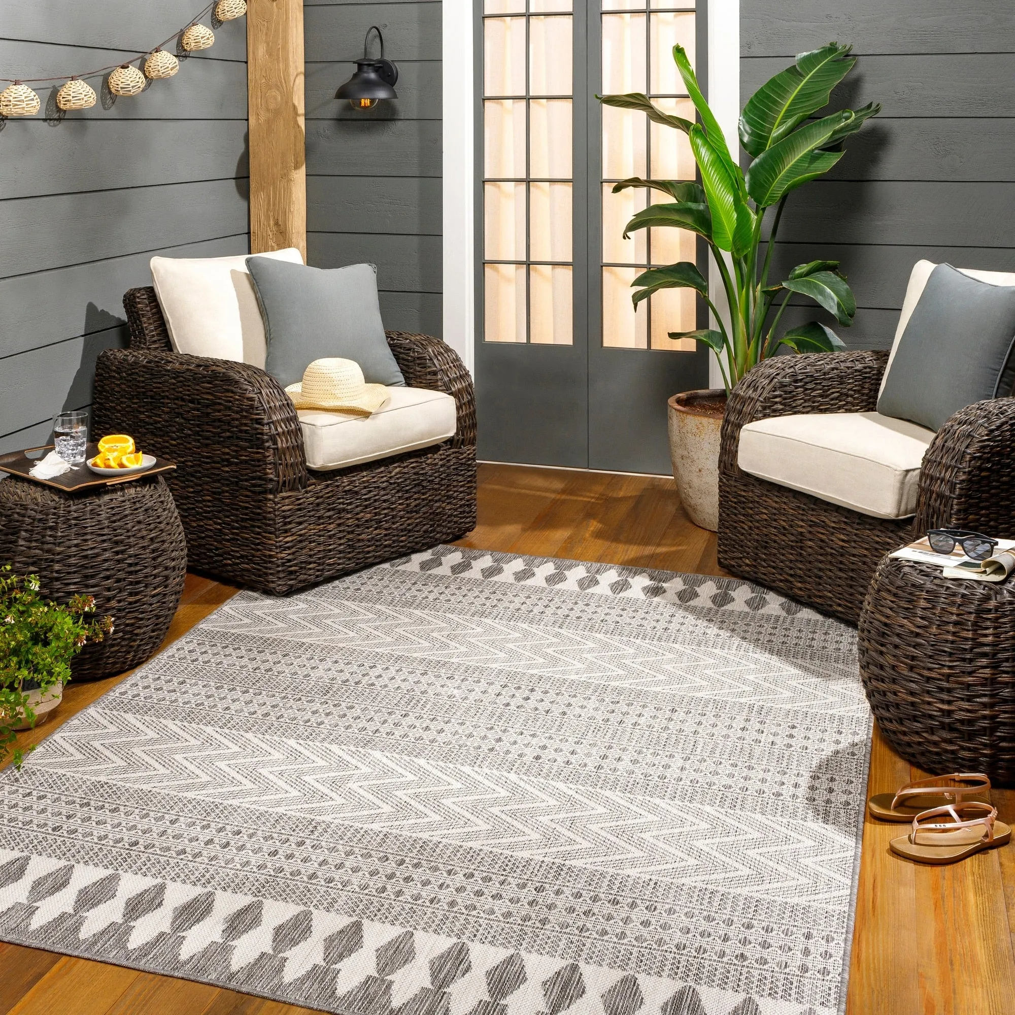 Livabliss Athos Indoor/ Outdoor Moroccan Area Rug
