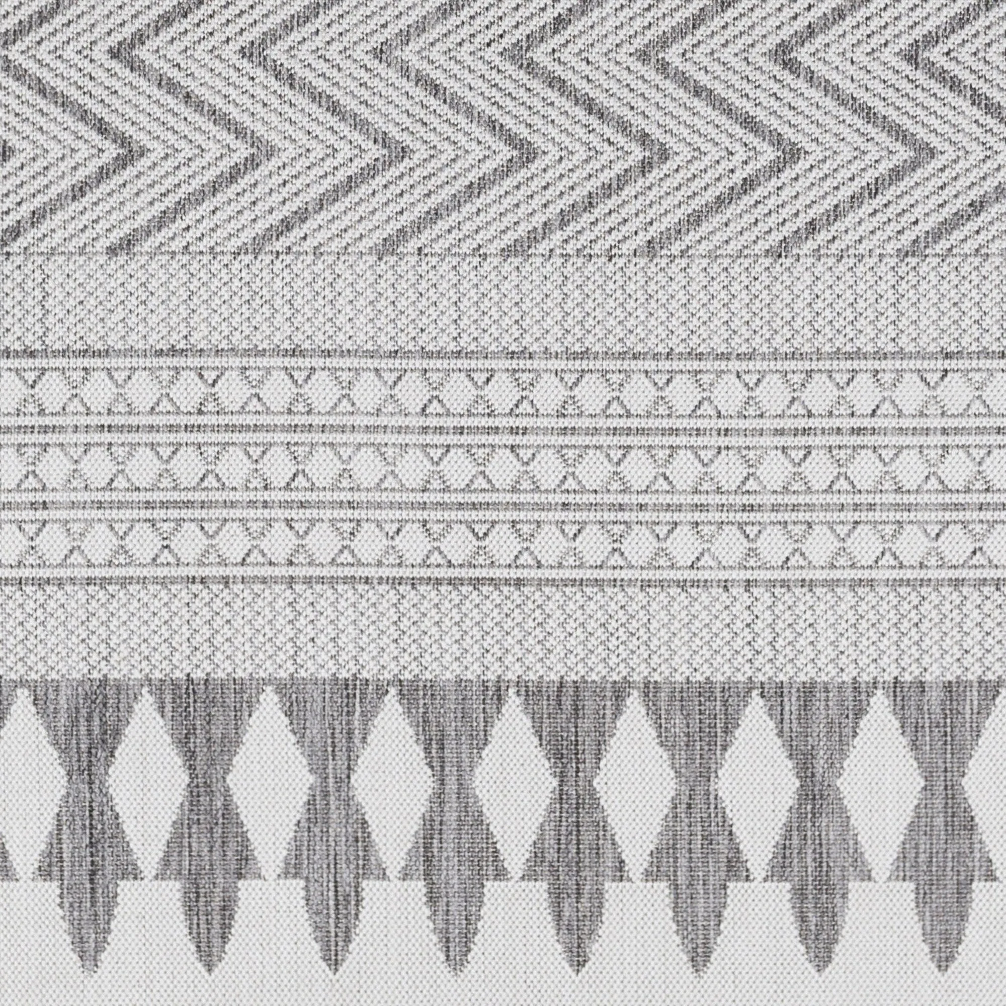 Livabliss Athos Indoor/ Outdoor Moroccan Area Rug