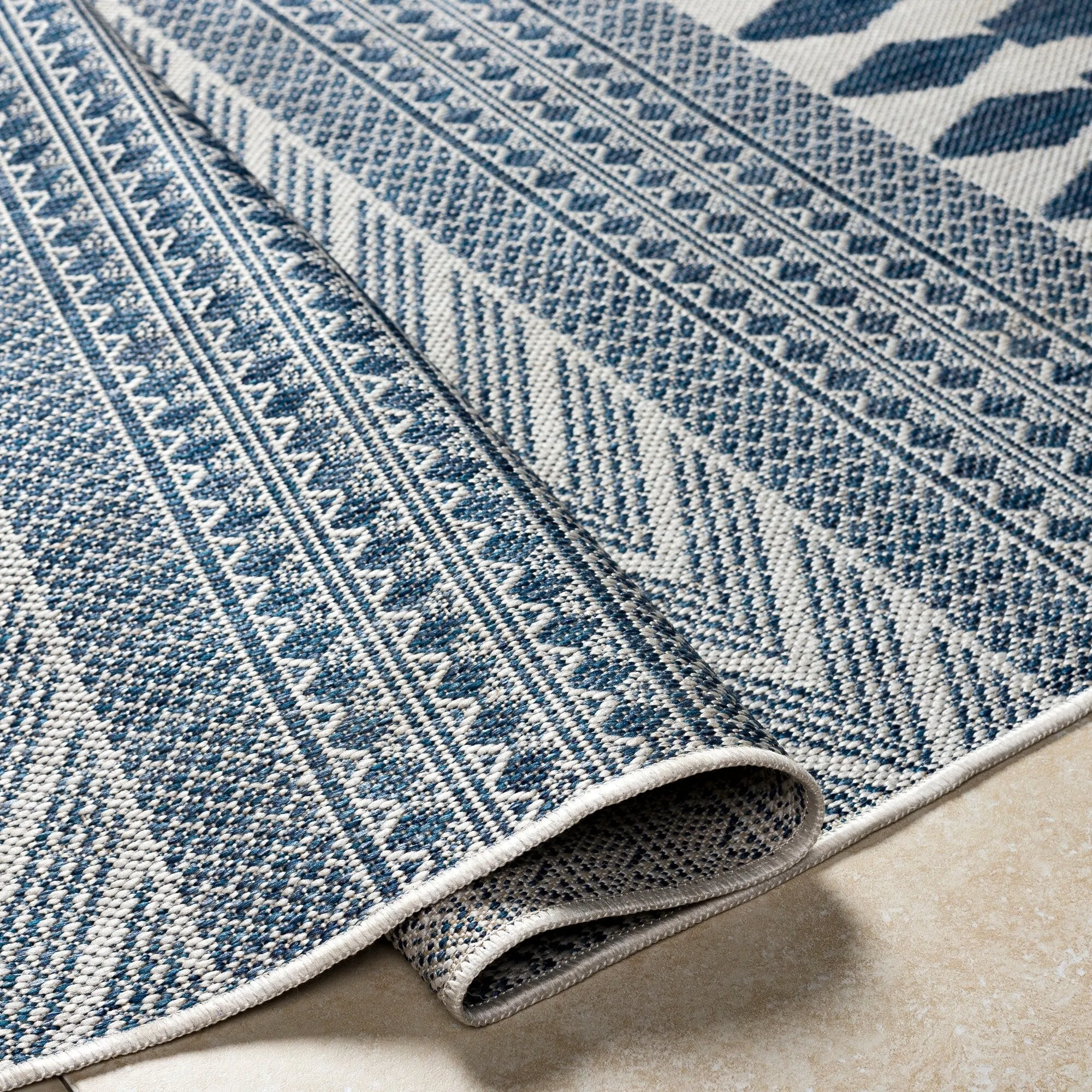 Livabliss Athos Indoor/ Outdoor Moroccan Area Rug