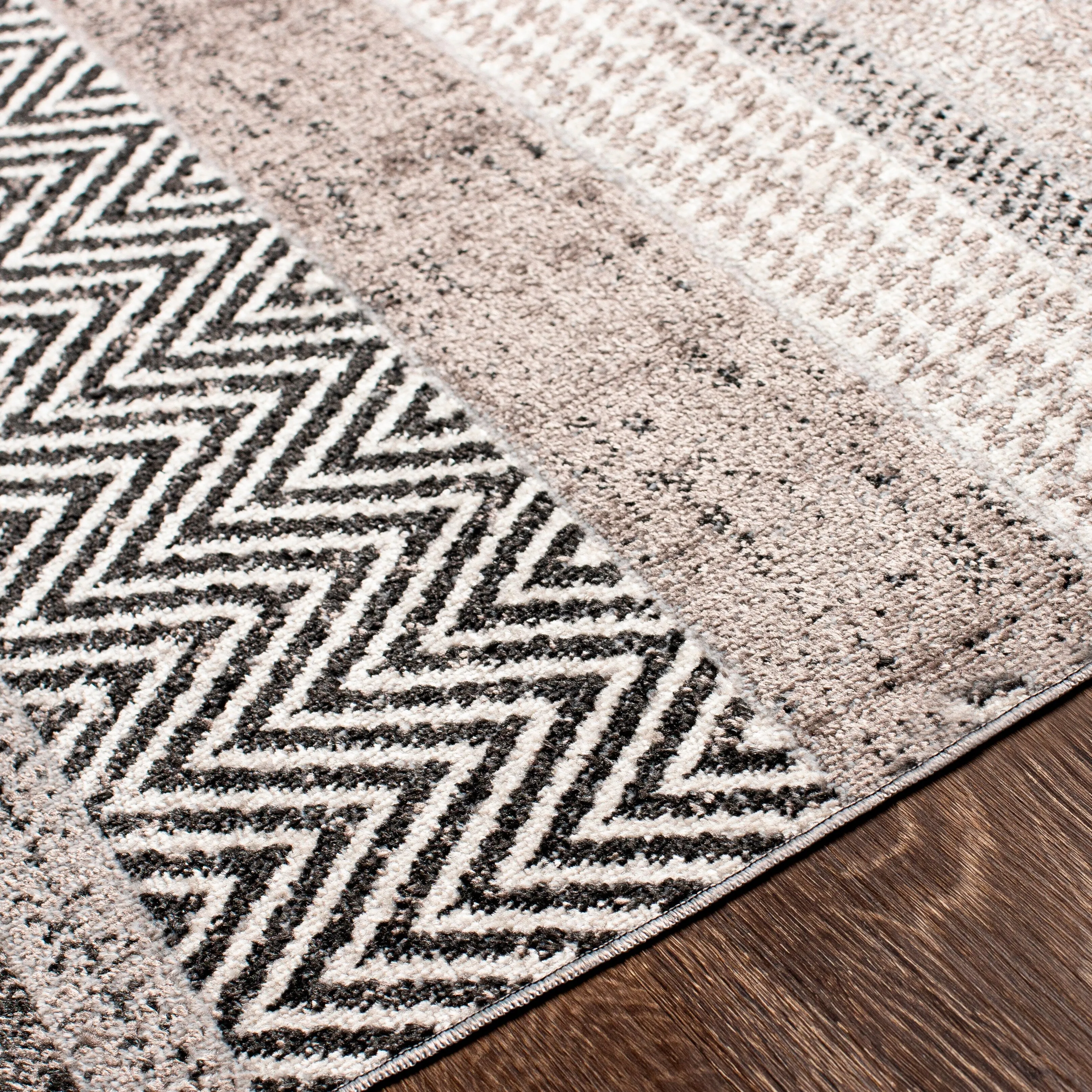 Livabliss Bonney Machine Washable Modern Striped Area Rug