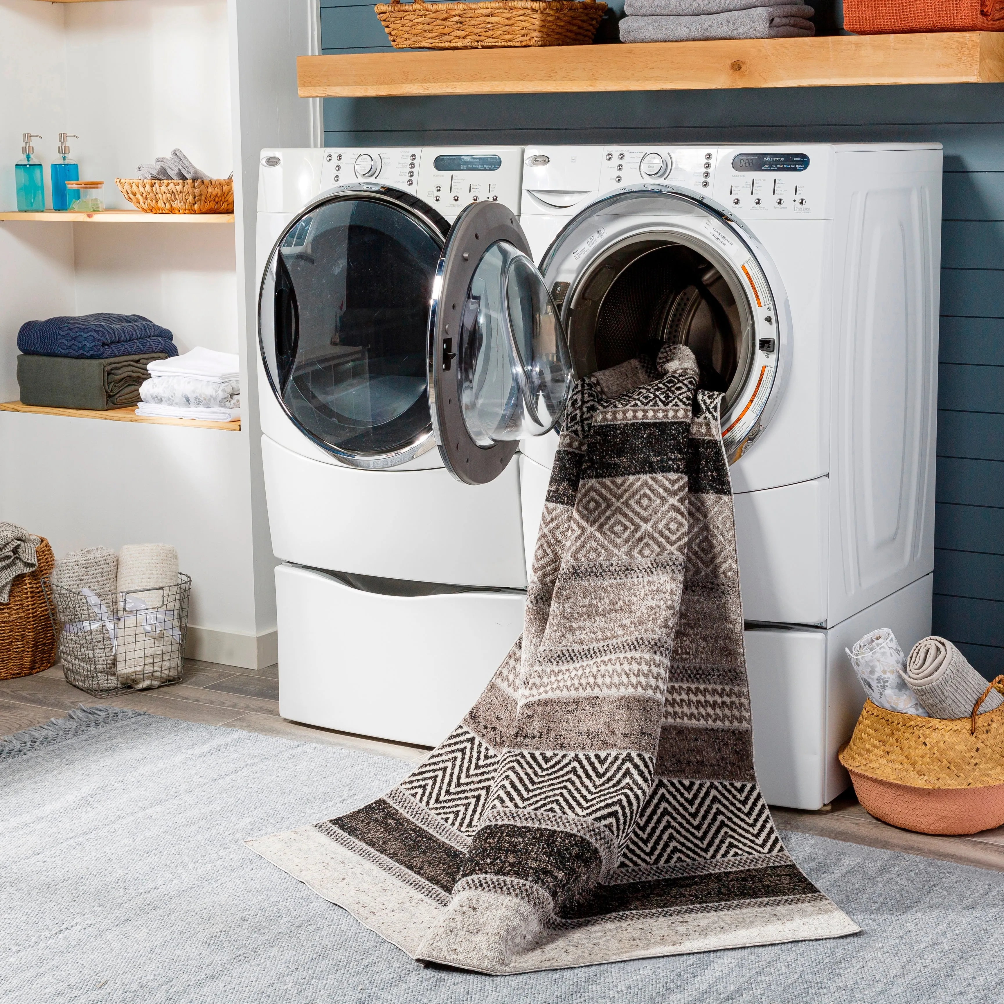 Livabliss Bonney Machine Washable Modern Striped Area Rug