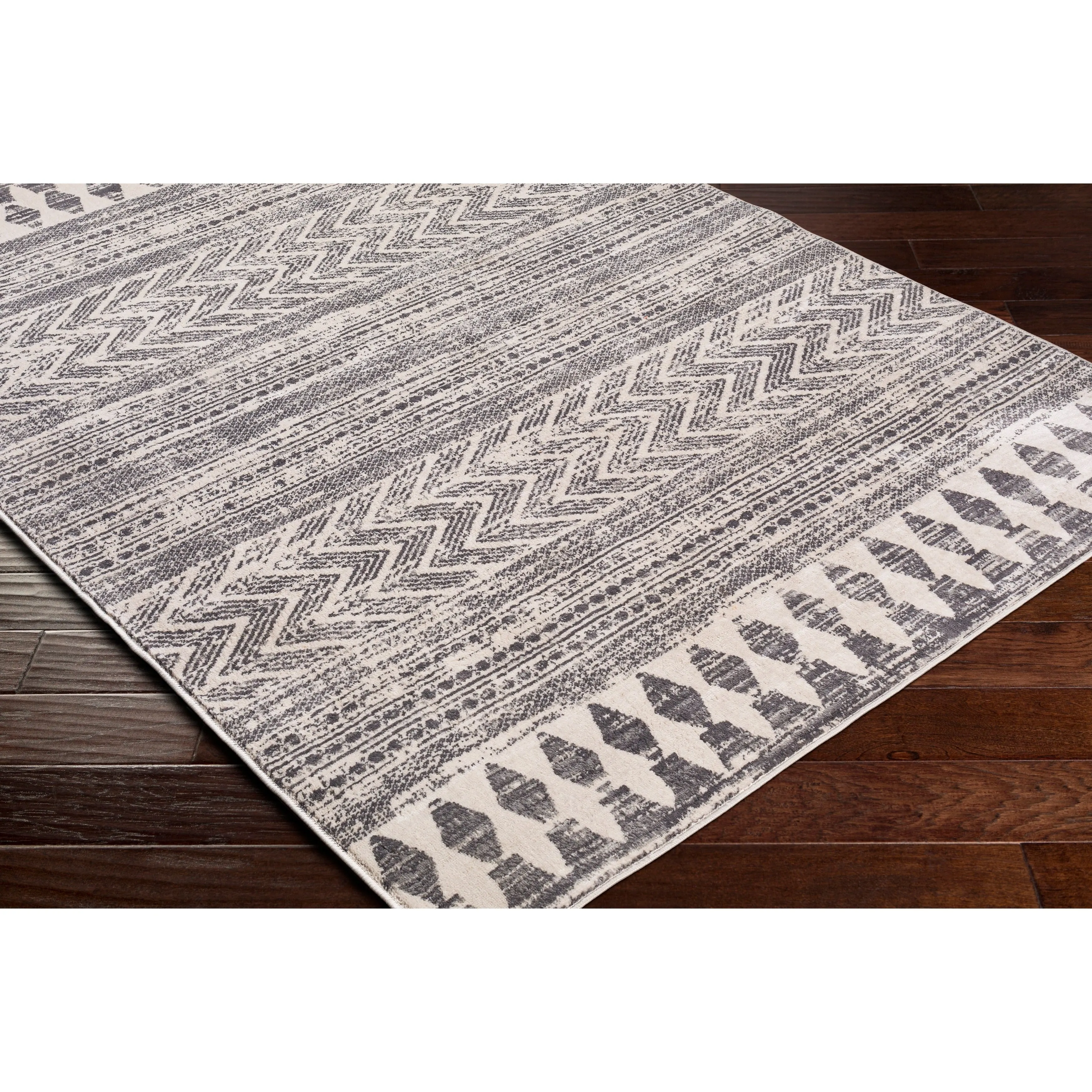 Livabliss Galio Global Chevron Area Rug