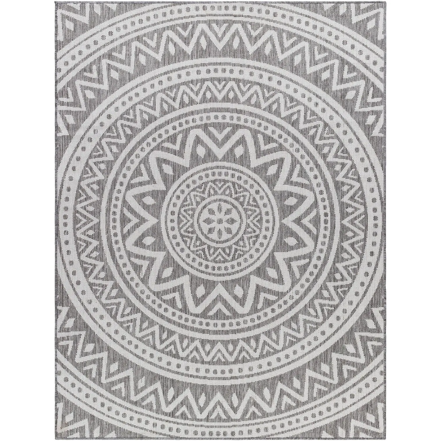 Livabliss Hurley Indoor/ Outdoor Mandala Area Rug