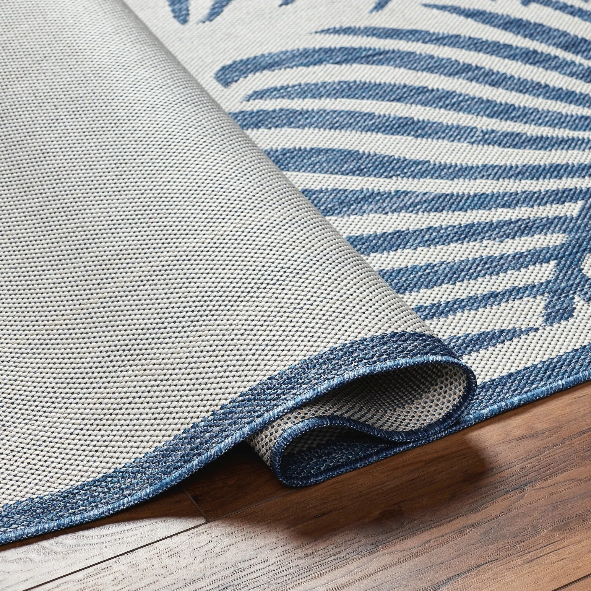 Livabliss Long Beach Outdoor Safe Tropical Area Rug