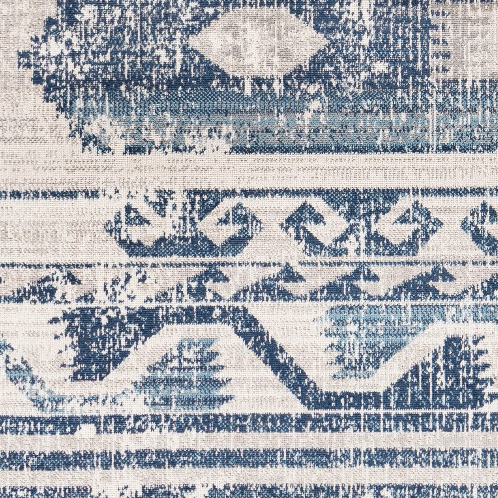 Livabliss Nuria Indoor/ Outdoor Southwestern Area Rug