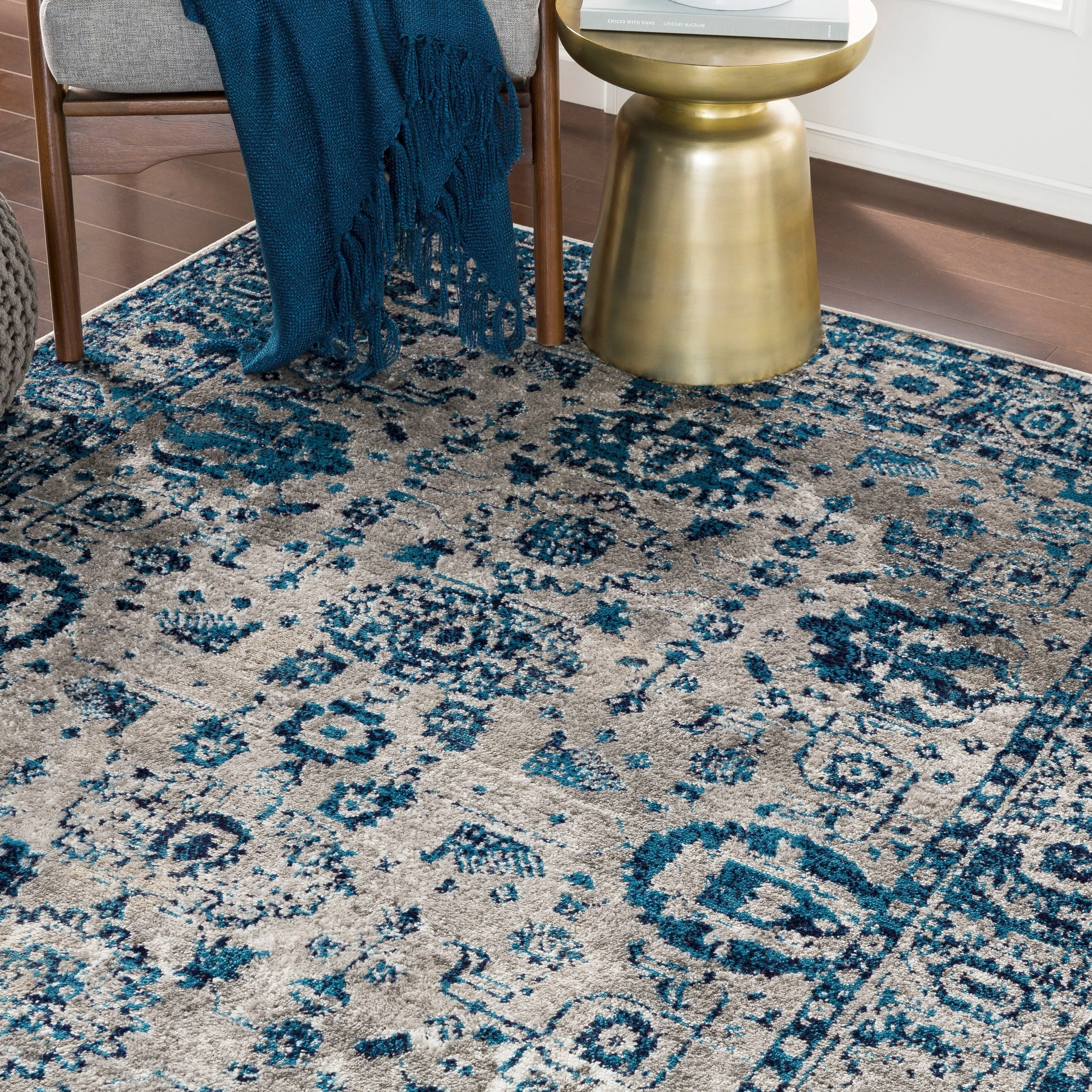Livabliss Reimes Distressed Traditional Area Rug