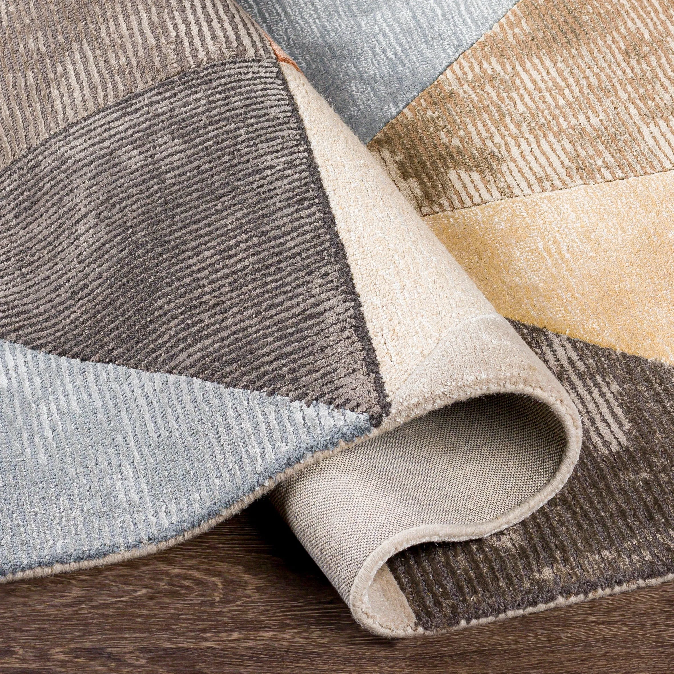 Livabliss Sefu Modern Patchwork Area Rug