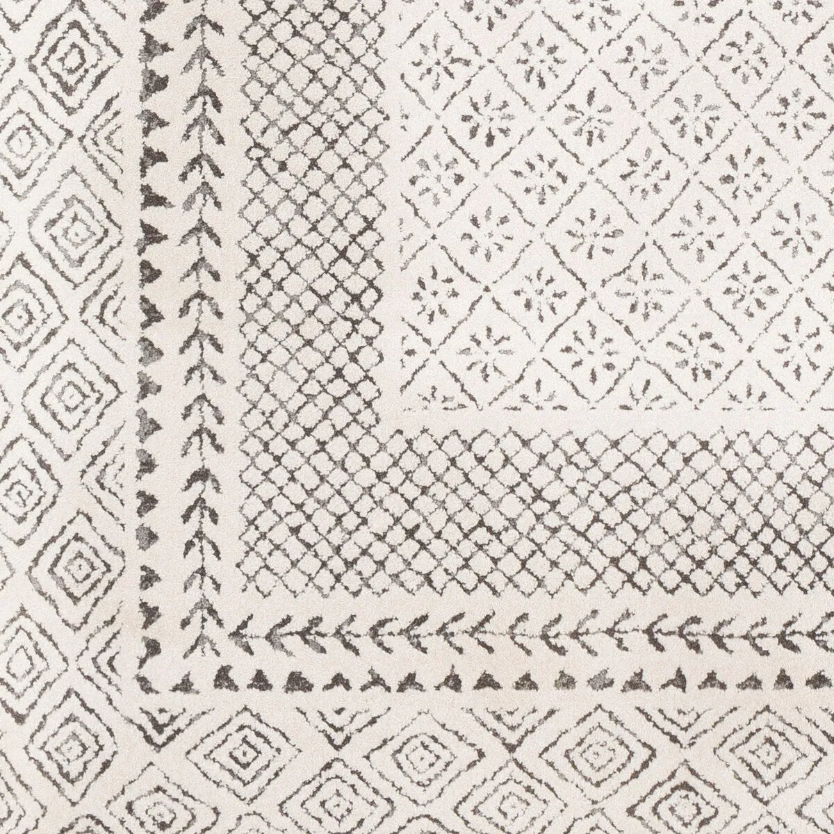 Livabliss Tiffany Grey Bohemian Border Area Rug