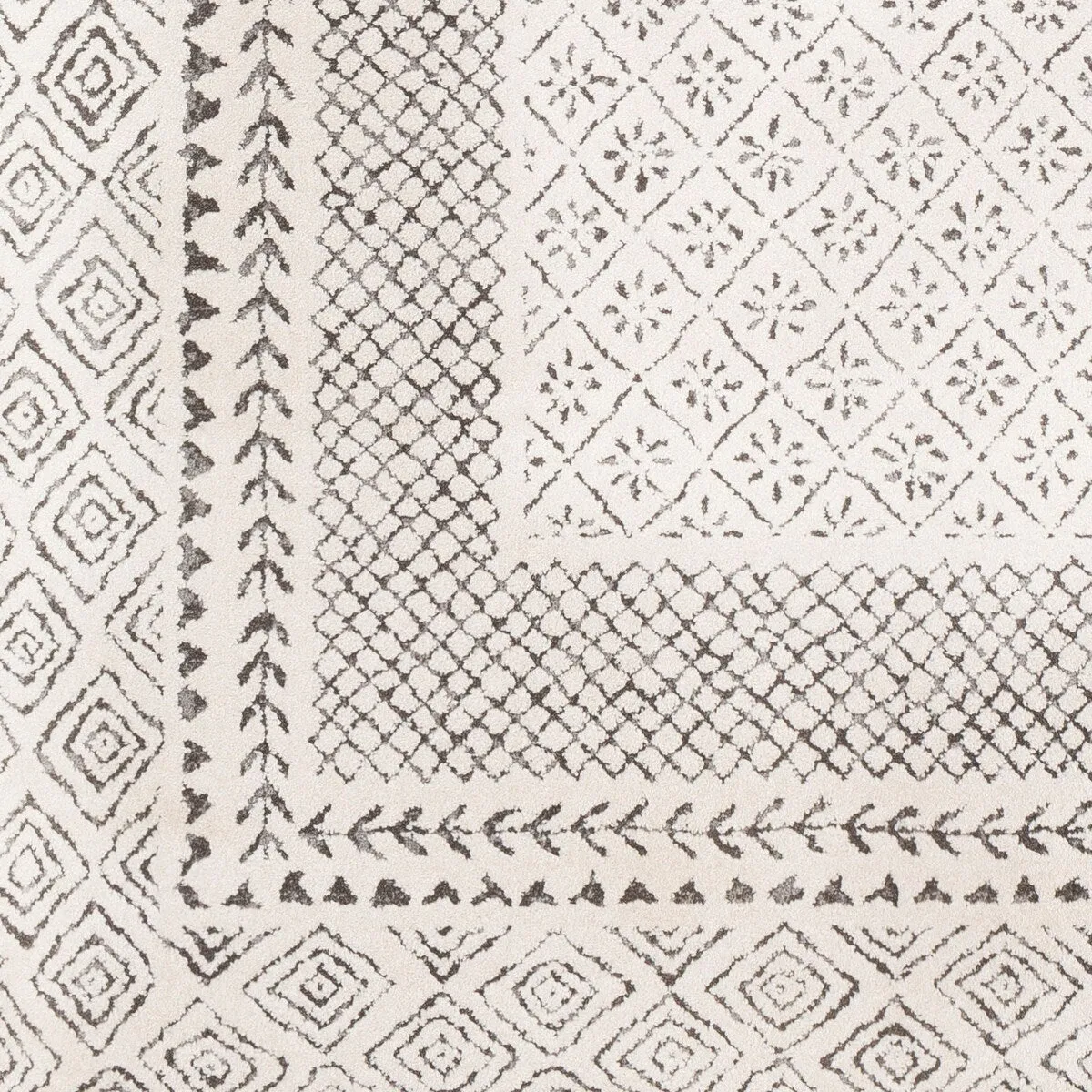Livabliss Tiffany Grey Bohemian Border Area Rug