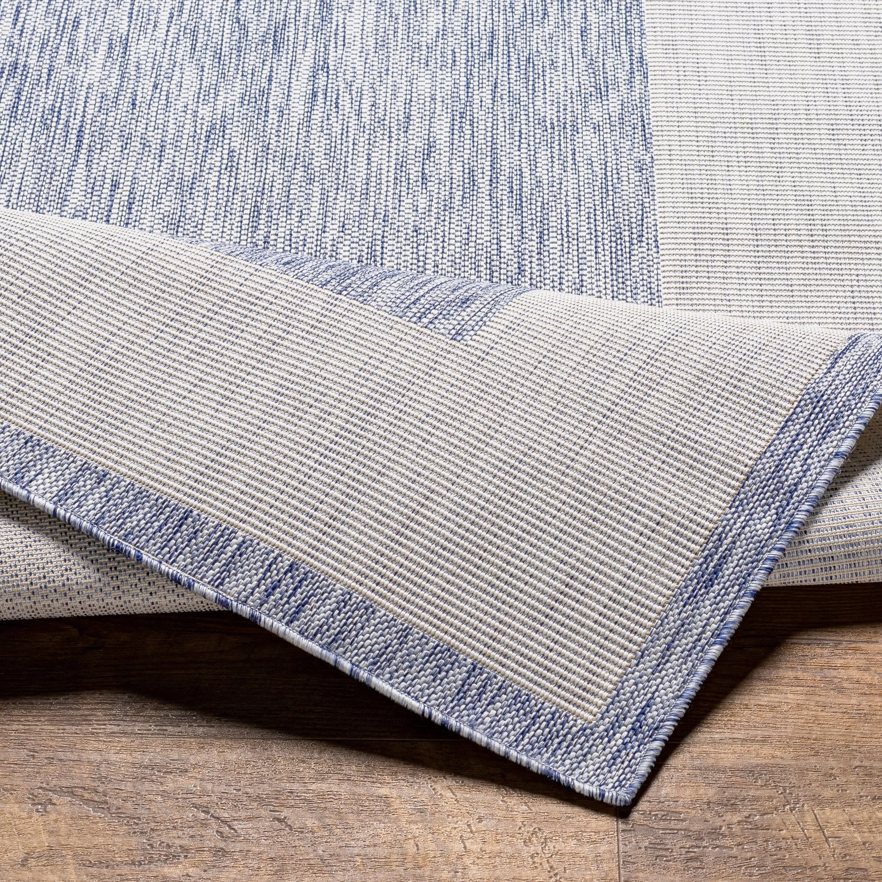 Livabliss Tuareg Outdoor Border Modern Area Rug