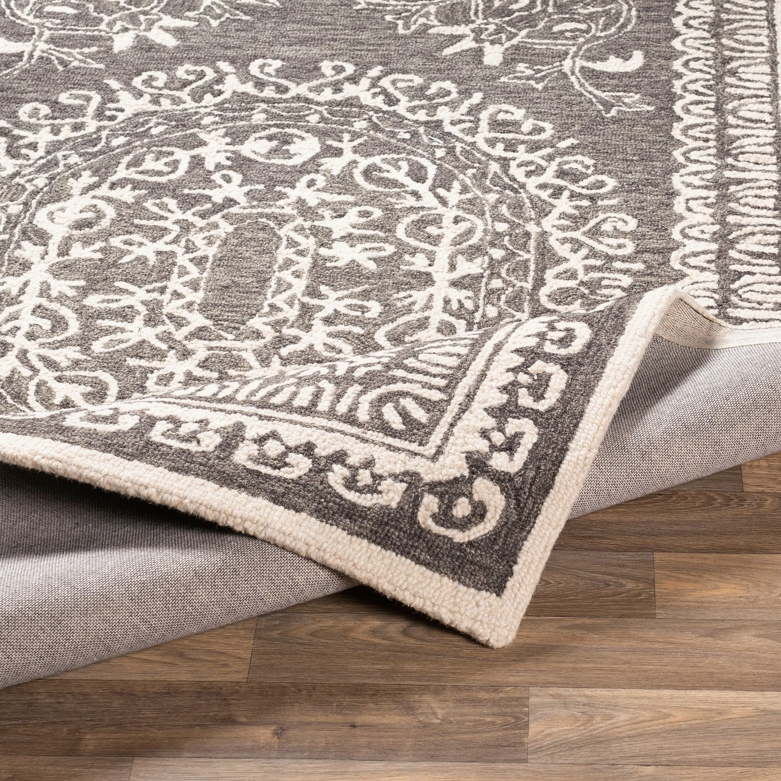 Livabliss Zutphen Handmade Traditional Area Rug