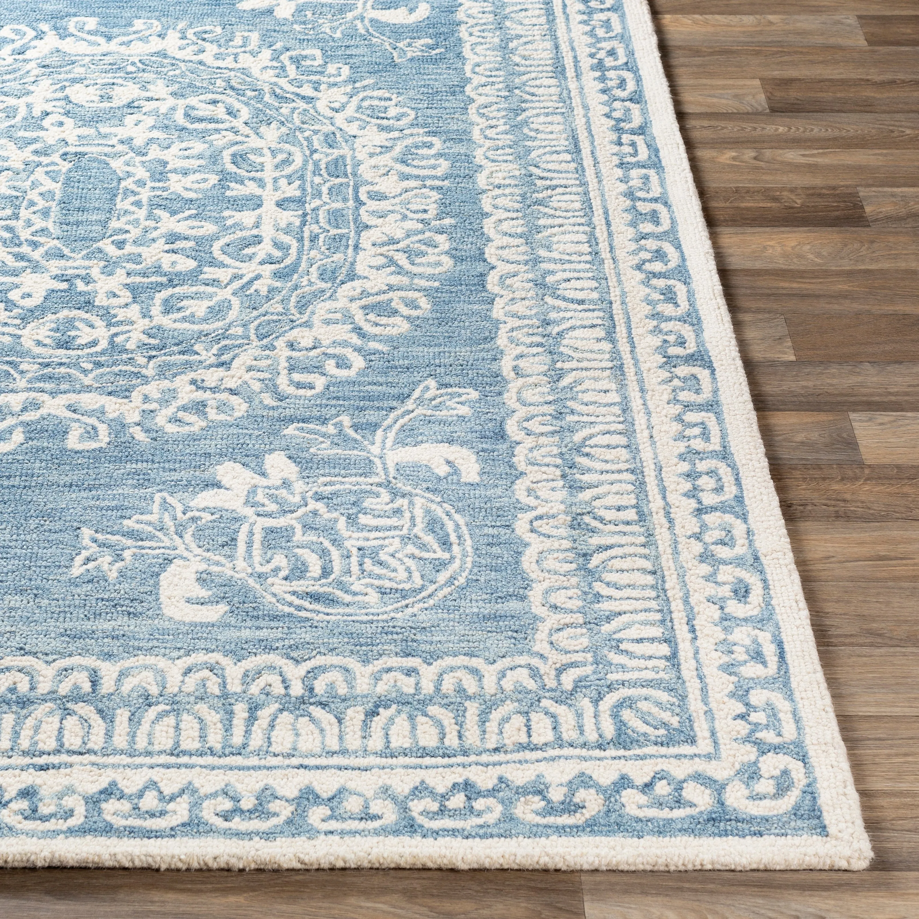 Livabliss Zutphen Handmade Traditional Area Rug