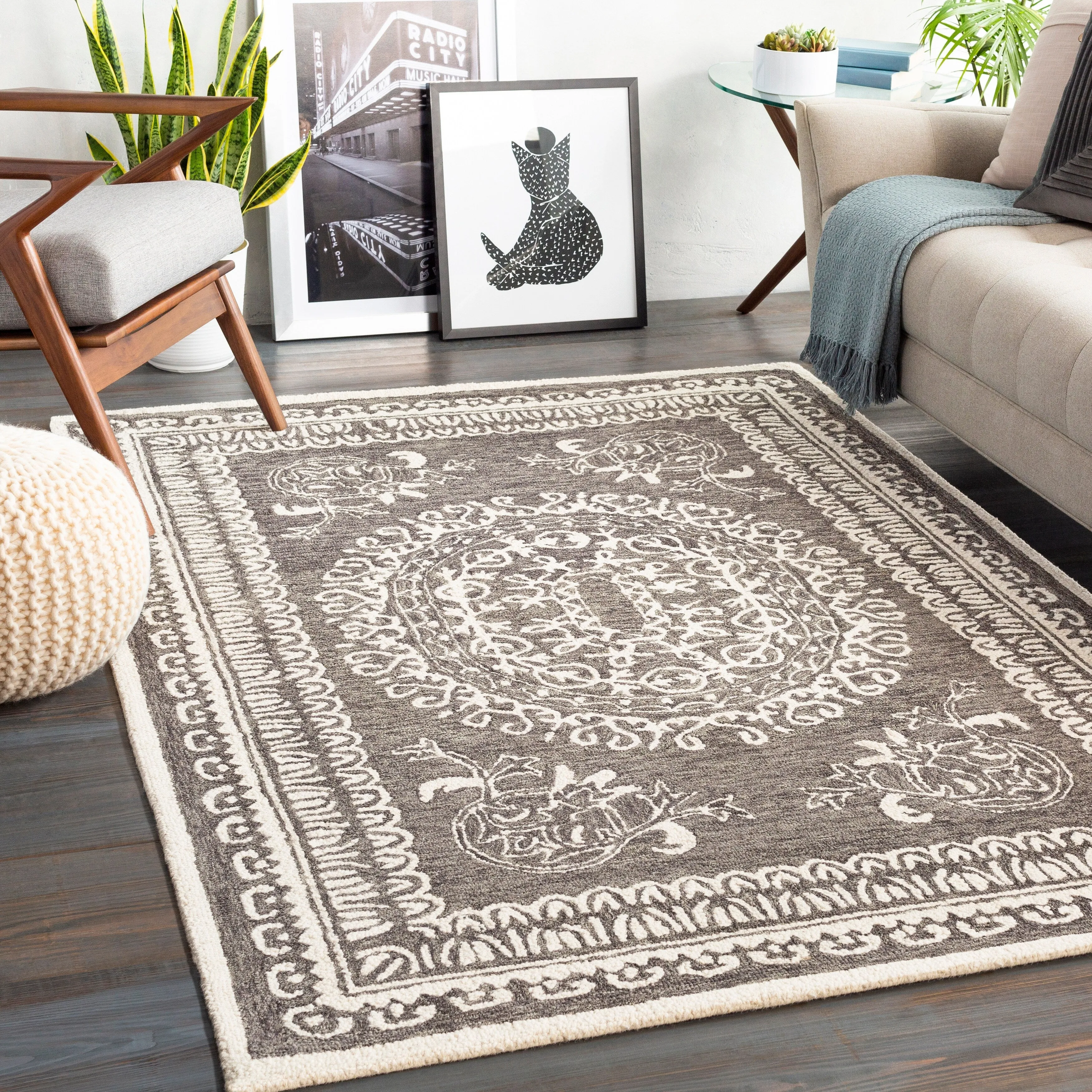 Livabliss Zutphen Handmade Traditional Area Rug