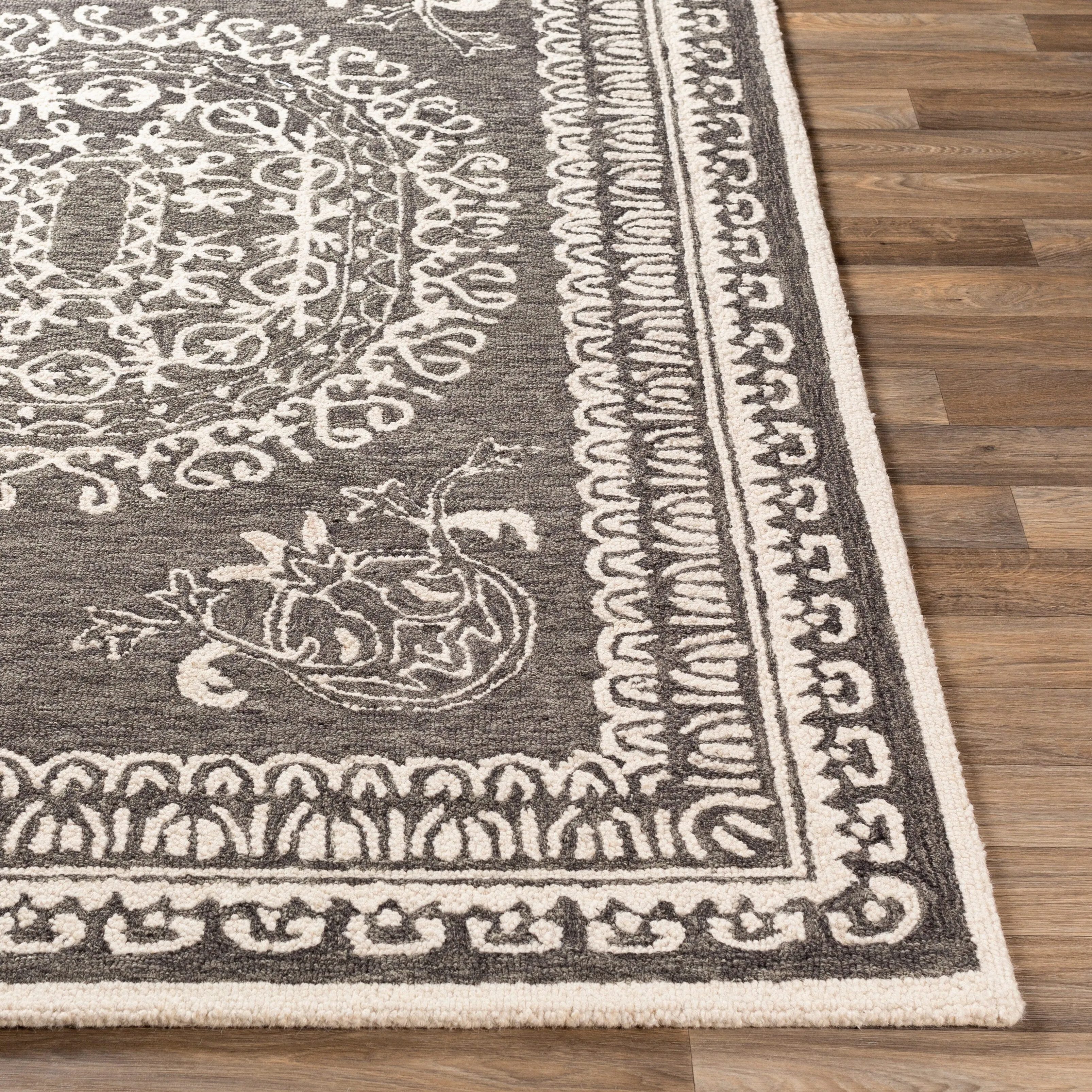 Livabliss Zutphen Handmade Traditional Area Rug