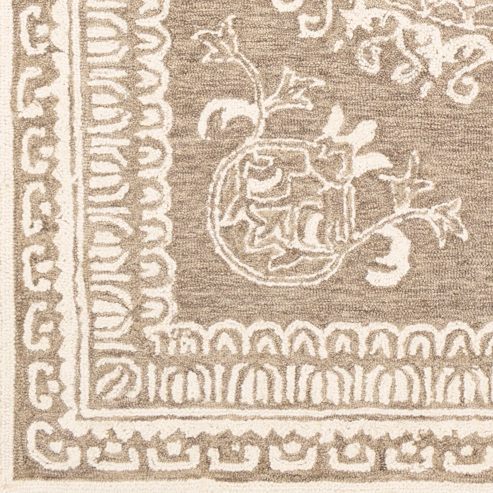 Livabliss Zutphen Handmade Traditional Area Rug