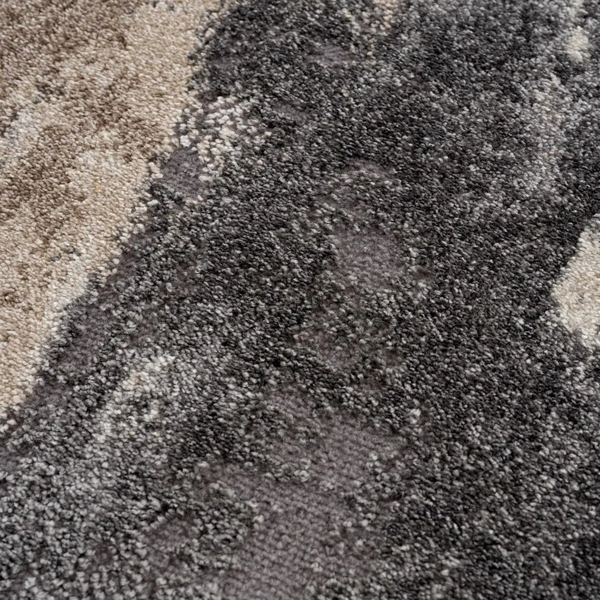 Luxe Weavers Modern Area Rug with Abstract Patterns