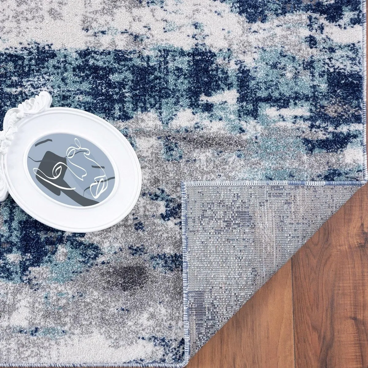 Luxe Weavers Modern Area Rug with Abstract Patterns