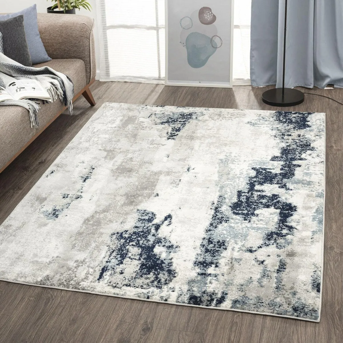 Luxe Weavers Modern Area Rug with Abstract Patterns