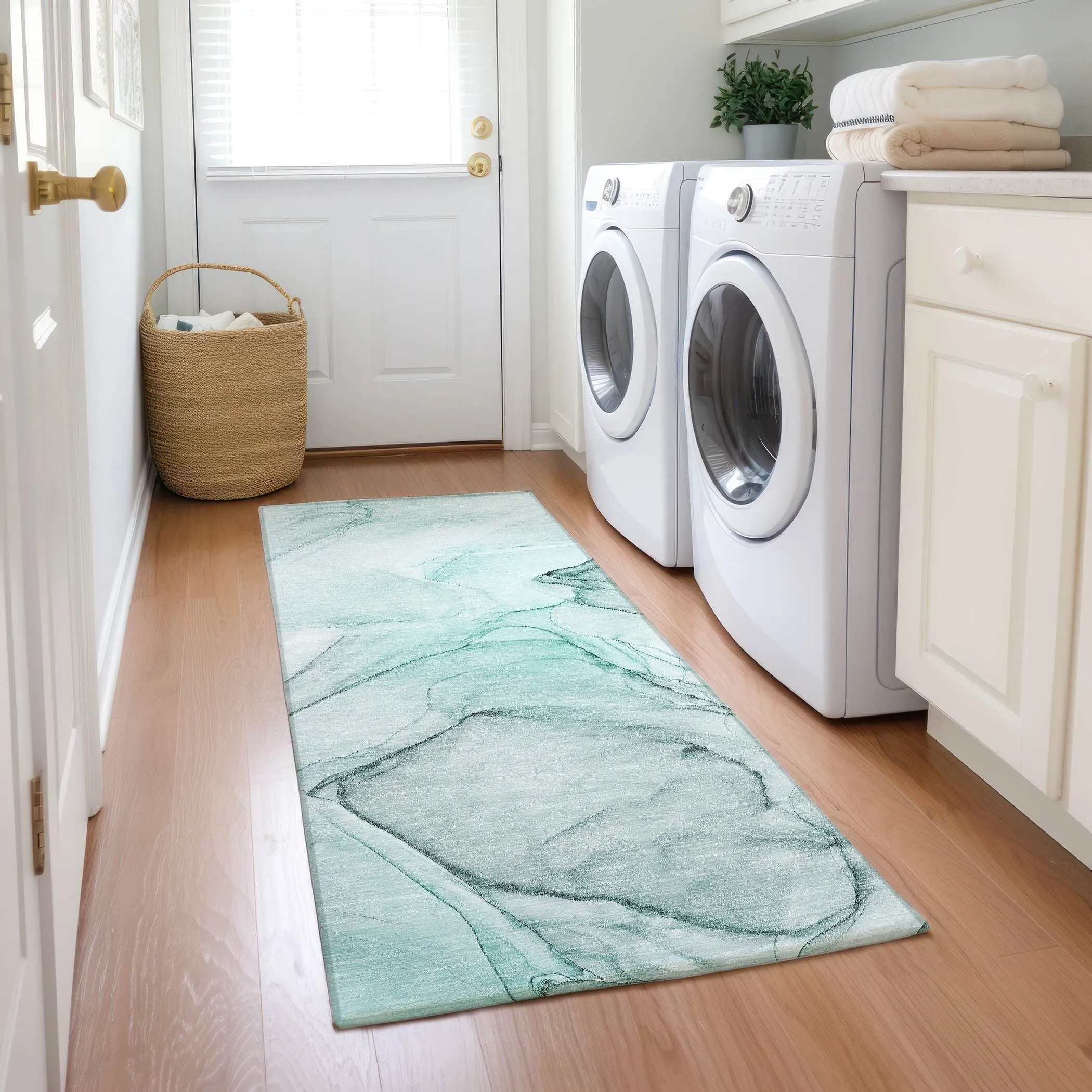 Machine Washable Indoor/ Outdoor Abstract Chantille Rug