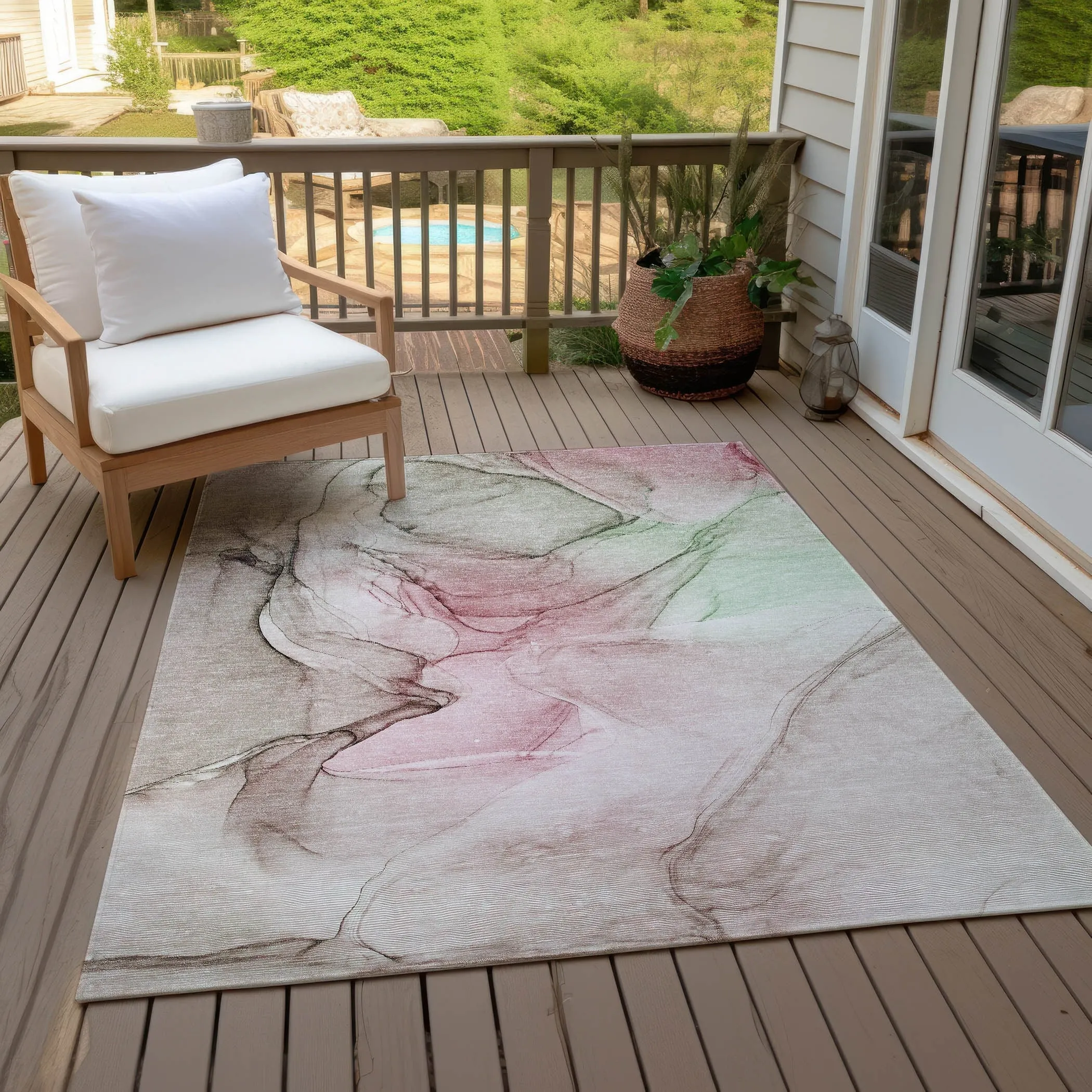 Machine Washable Indoor/ Outdoor Abstract Chantille Rug