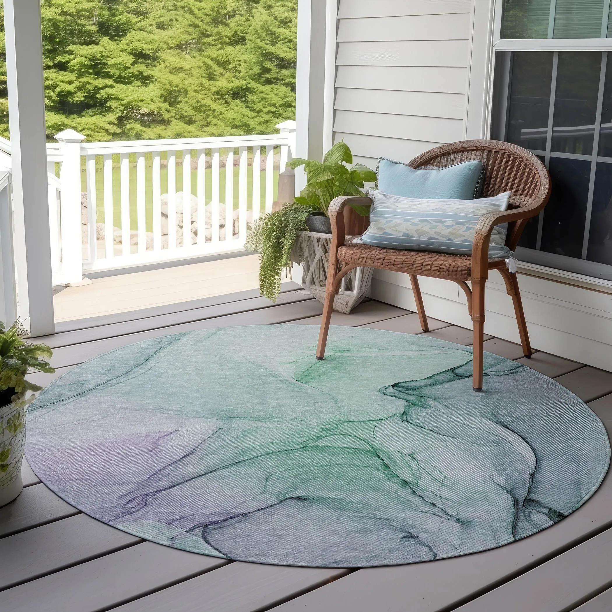 Machine Washable Indoor/ Outdoor Abstract Chantille Rug