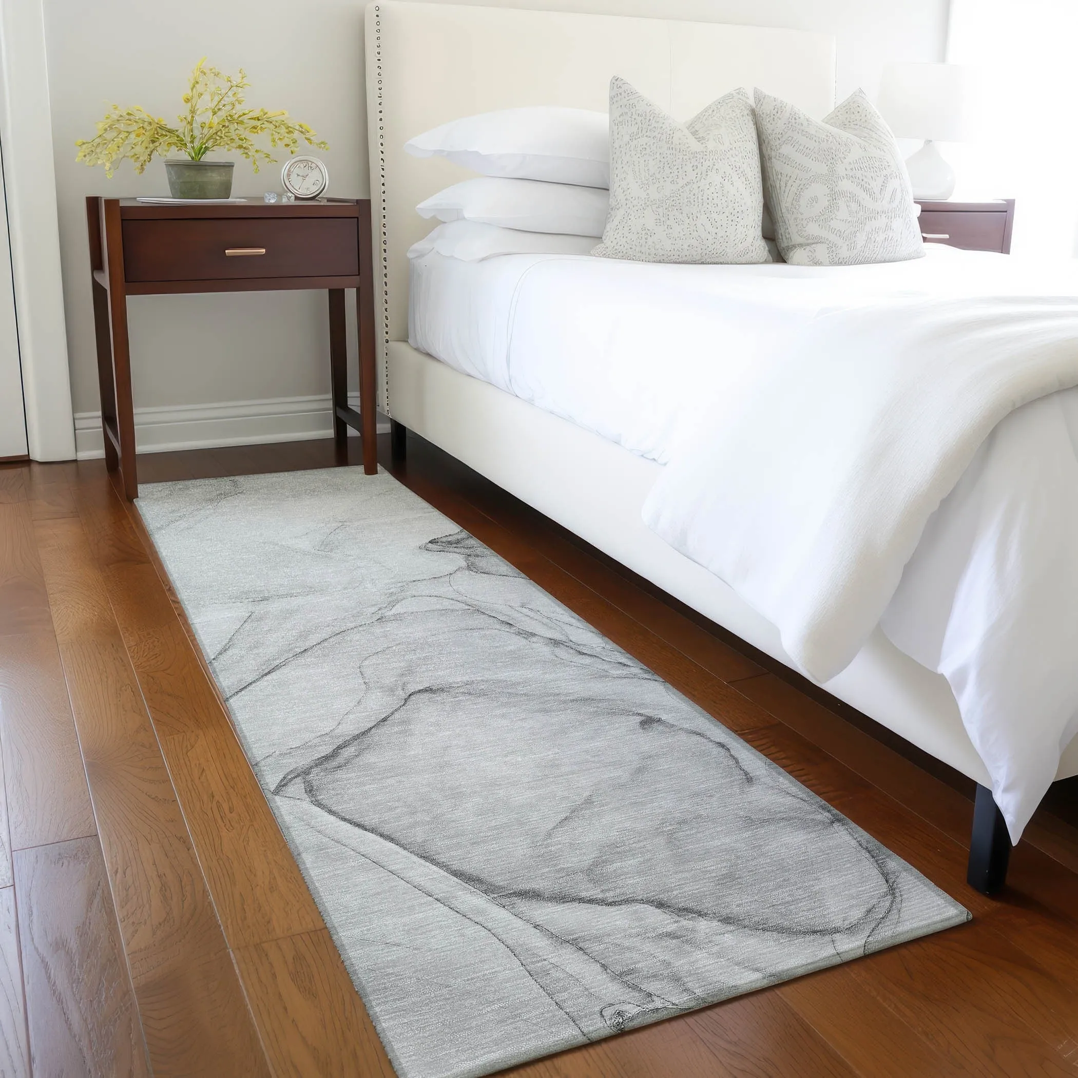 Machine Washable Indoor/ Outdoor Abstract Chantille Rug
