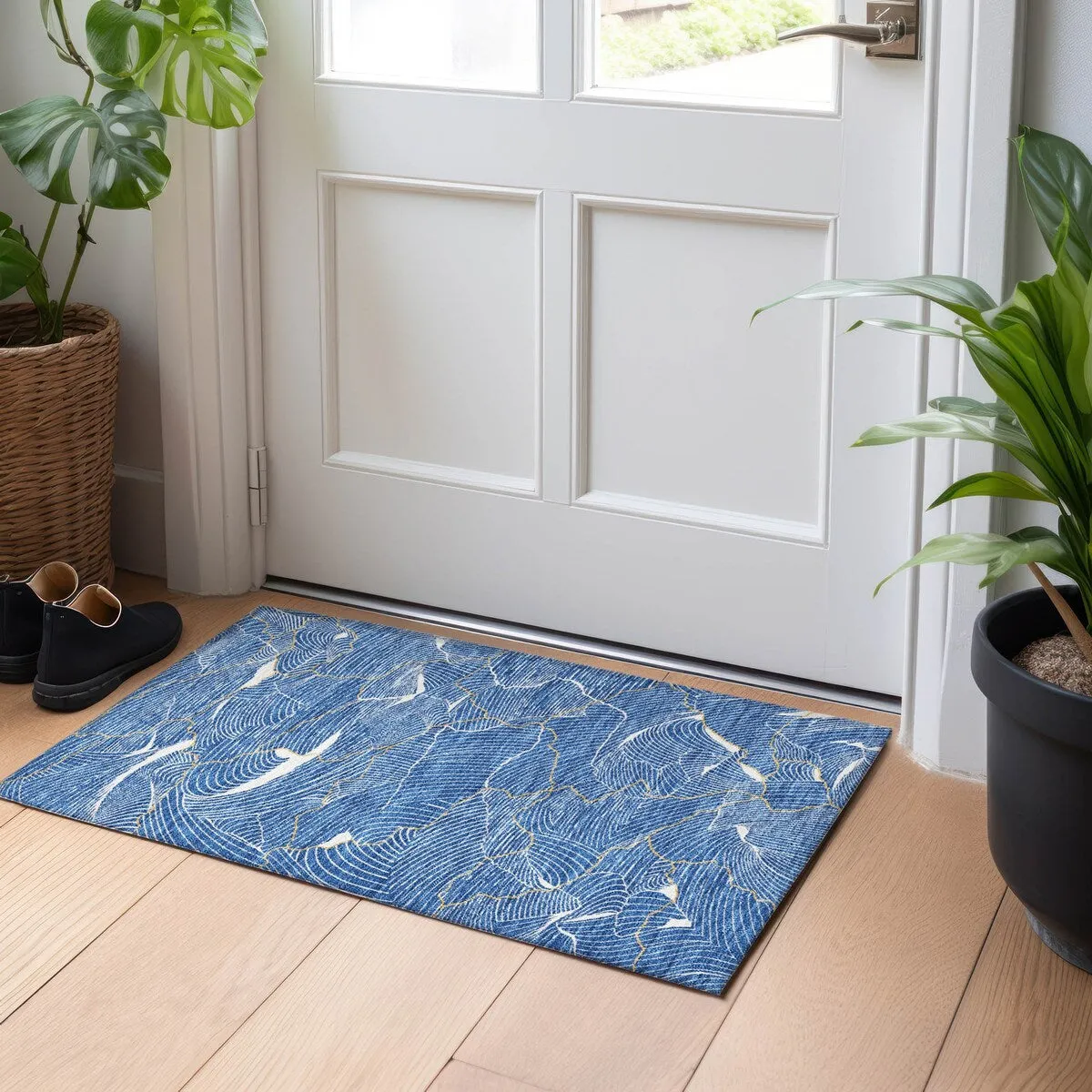 Machine Washable Indoor/ Outdoor Abstract Crackle Chantille Rug