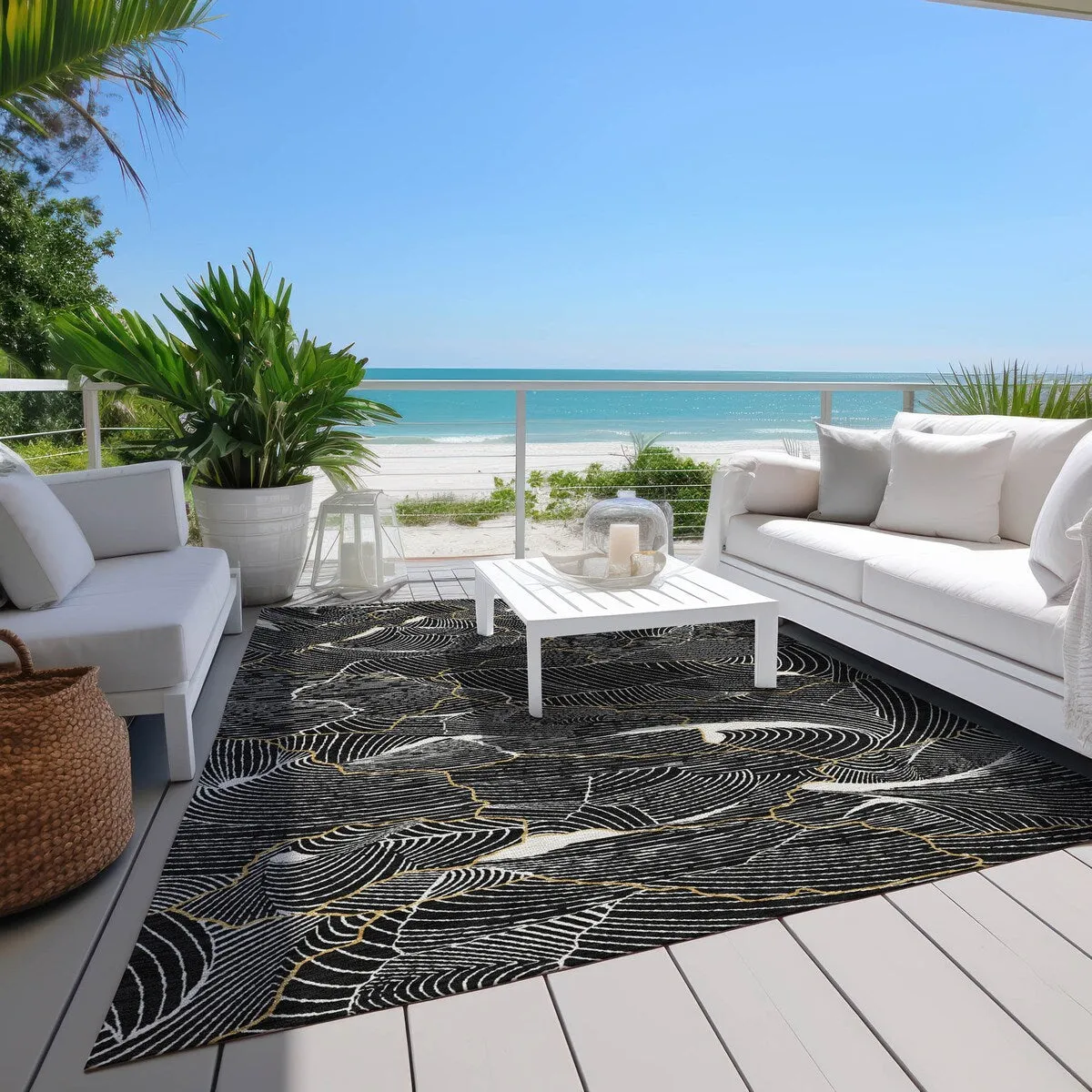 Machine Washable Indoor/ Outdoor Abstract Crackle Chantille Rug