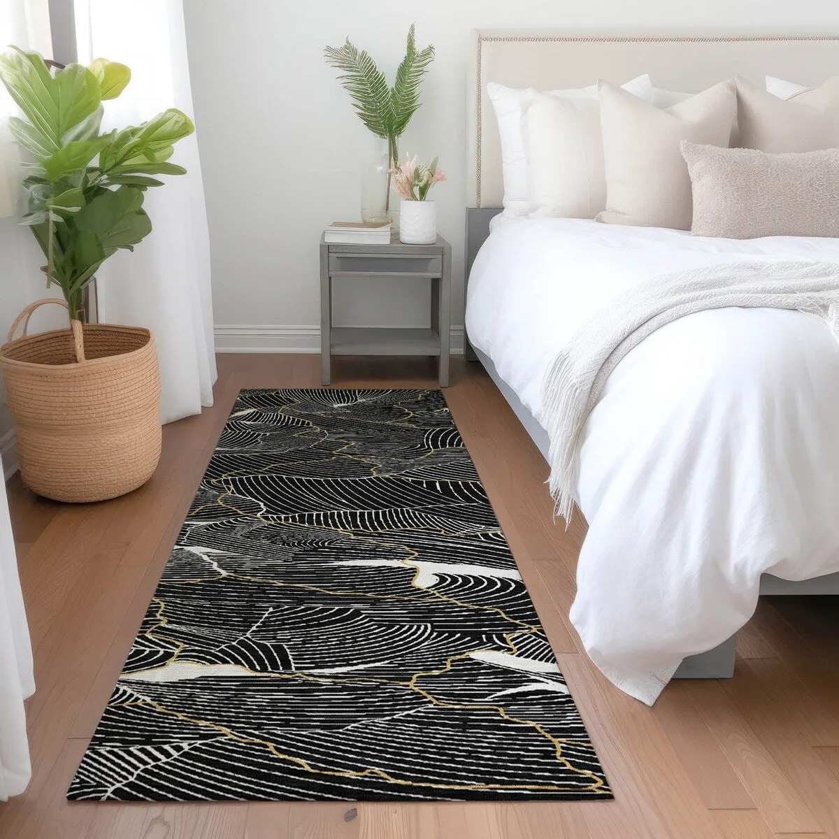 Machine Washable Indoor/ Outdoor Abstract Crackle Chantille Rug