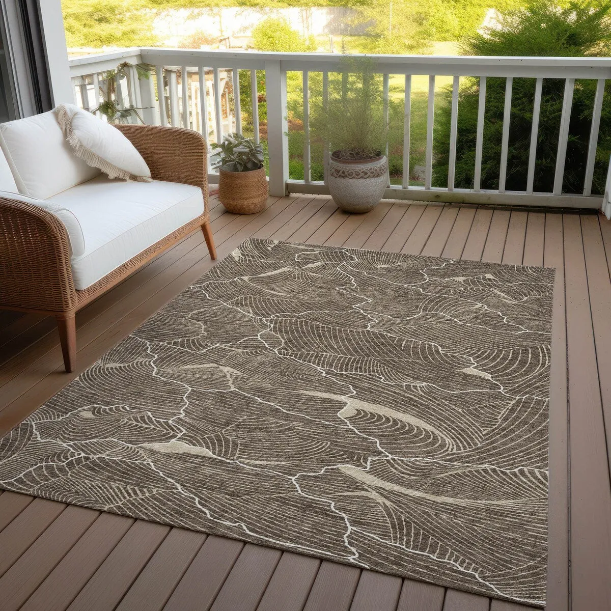 Machine Washable Indoor/ Outdoor Abstract Crackle Chantille Rug