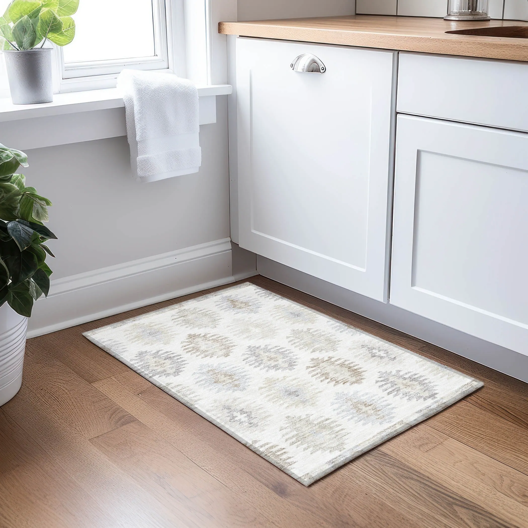 Machine Washable Indoor/ Outdoor Boho Tribal Chantille Rug