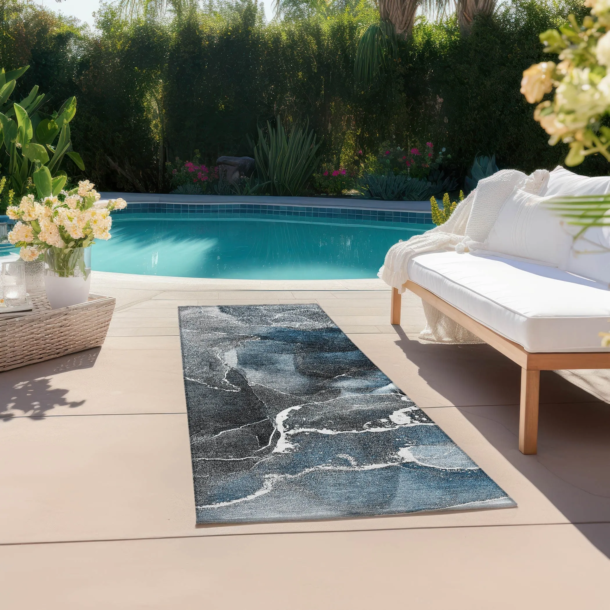 Machine Washable Indoor/ Outdoor Chantille Abstract Blue Rug