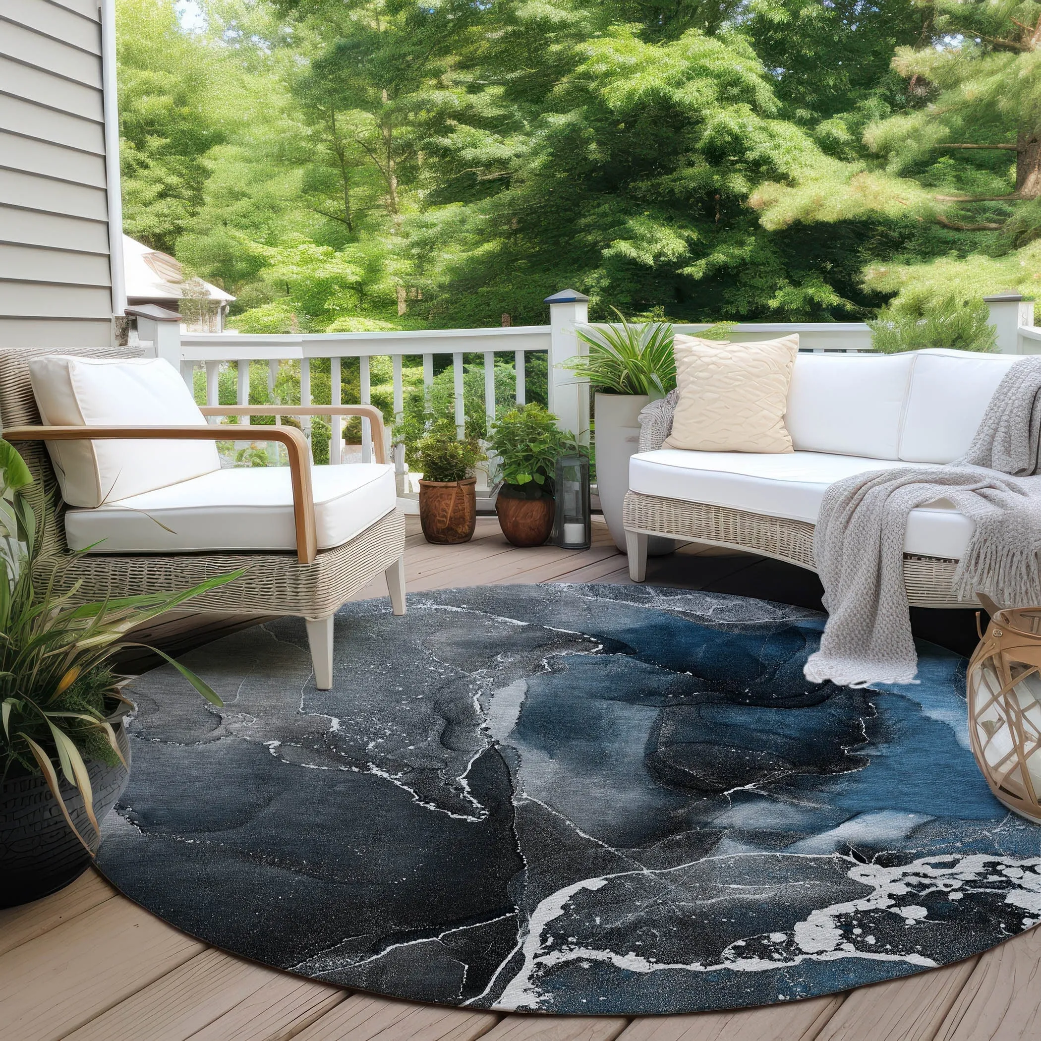 Machine Washable Indoor/ Outdoor Chantille Abstract Blue Rug