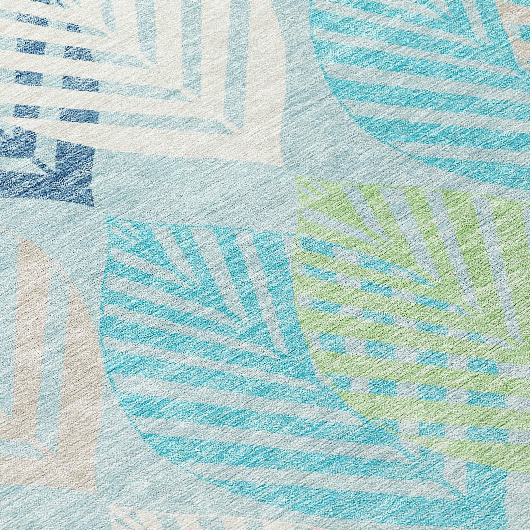 Machine Washable Indoor/ Outdoor Chantille Casual Palm Leaf Rug
