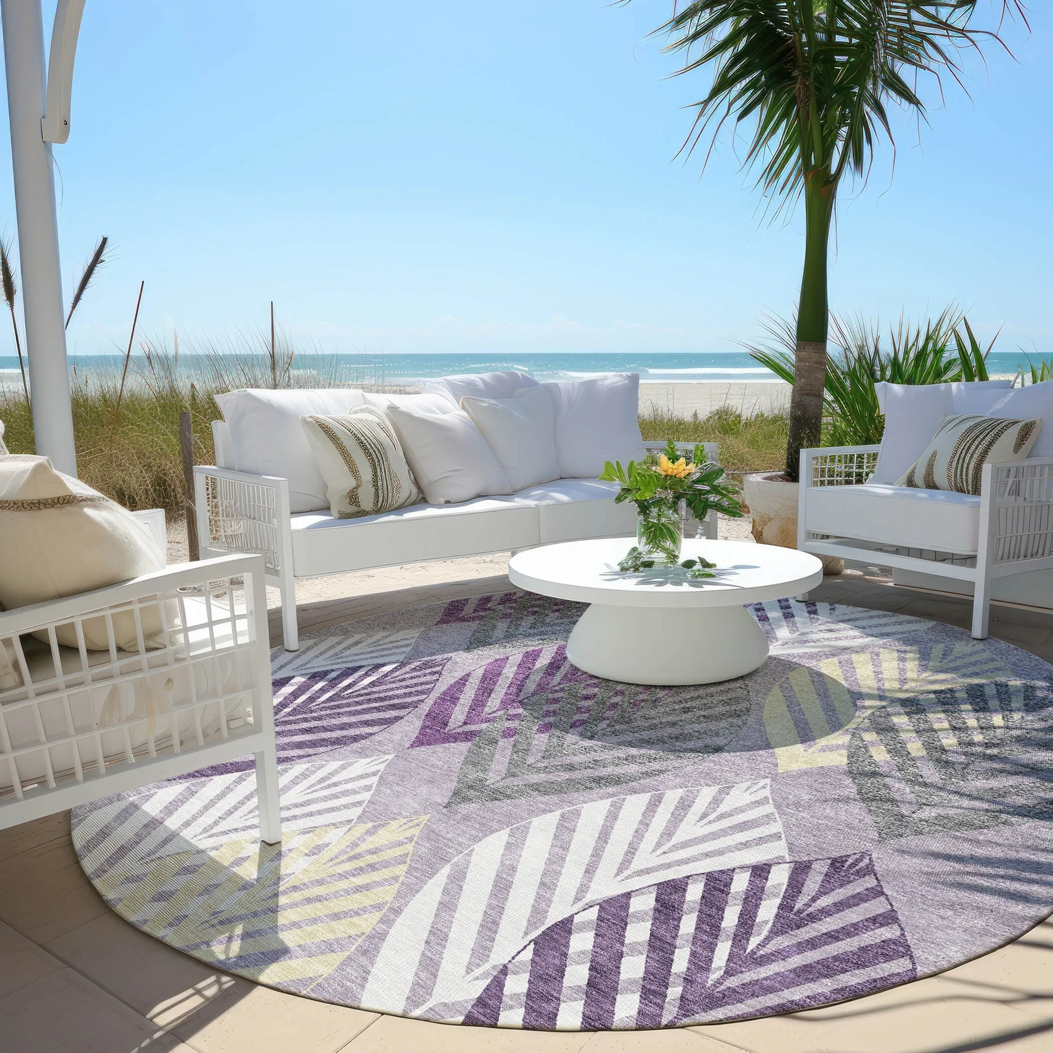 Machine Washable Indoor/ Outdoor Chantille Casual Palm Leaf Rug