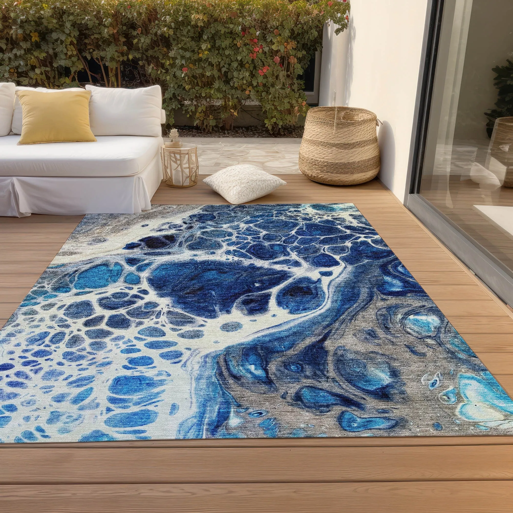Machine Washable Indoor/ Outdoor Chantille Contemporary Rug