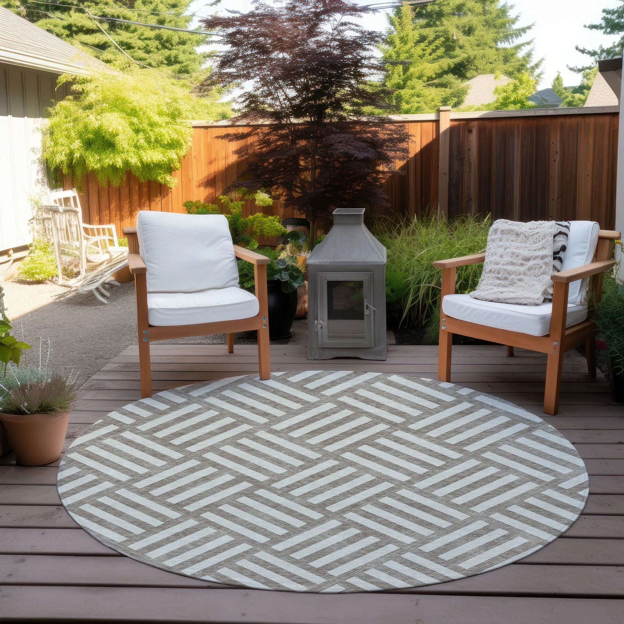 Machine Washable Indoor/ Outdoor Chantille Geo Contemporary Rug