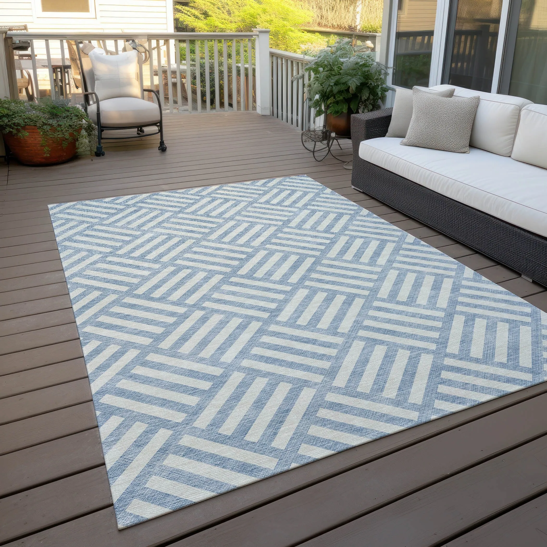 Machine Washable Indoor/ Outdoor Chantille Geo Contemporary Rug