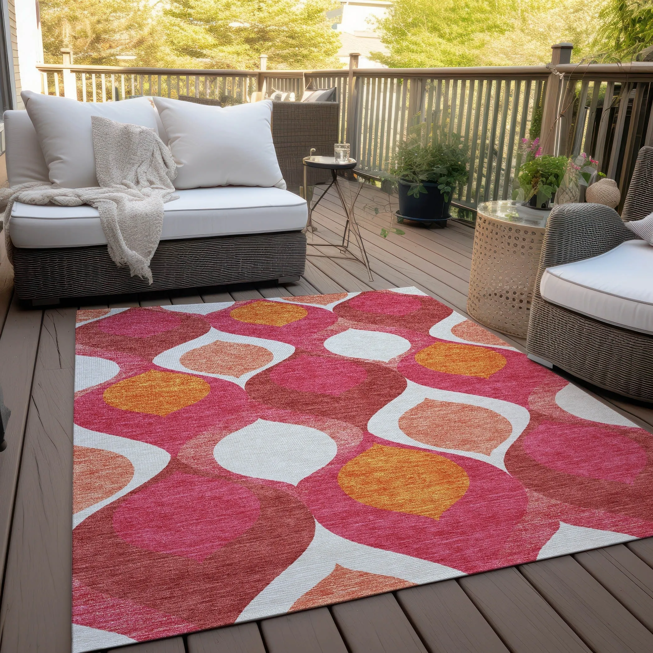 Machine Washable Indoor/ Outdoor Chantille Geo Contemporary Rug