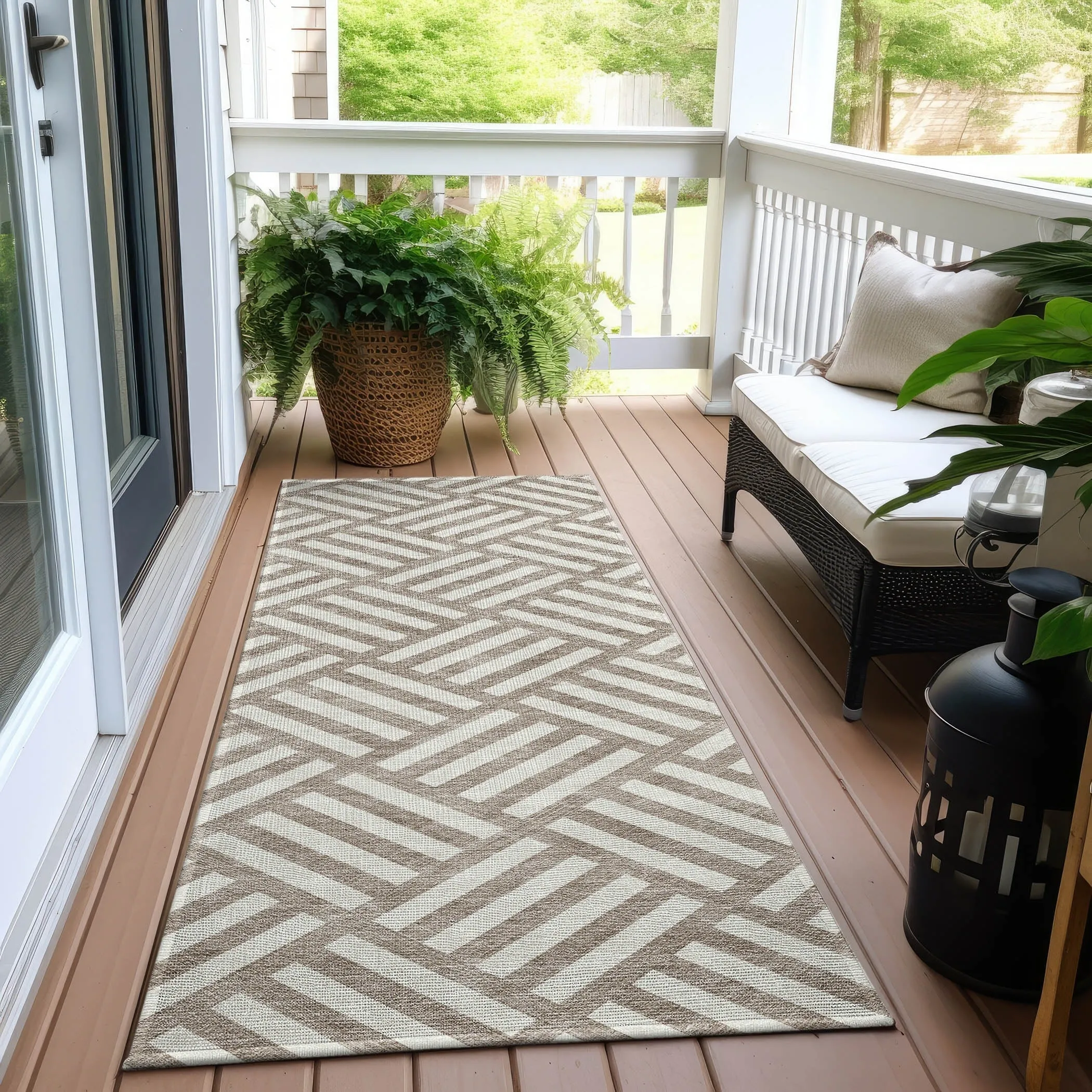 Machine Washable Indoor/ Outdoor Chantille Geo Contemporary Rug