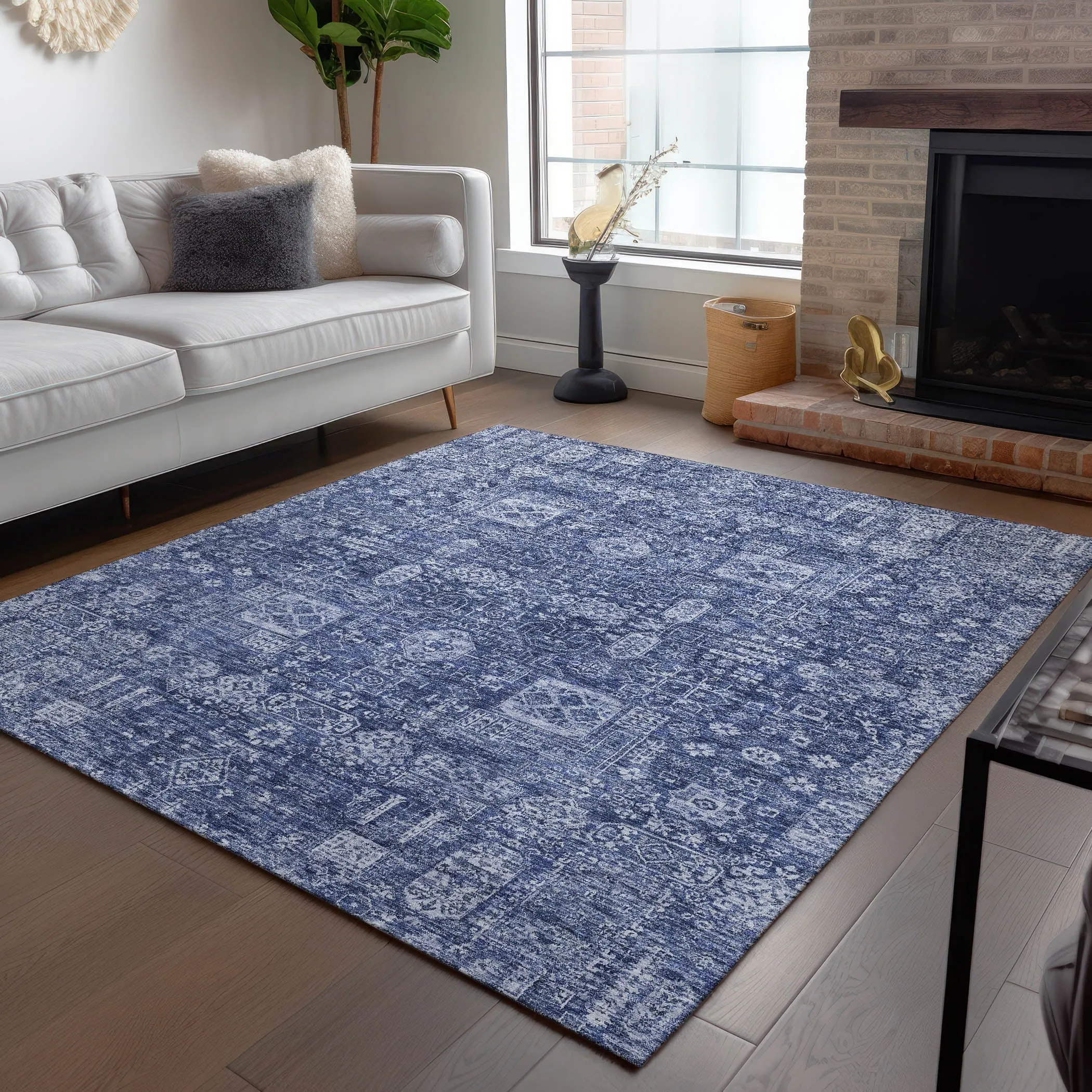 Machine Washable Indoor/ Outdoor Chantille Traditional Vintage Rug