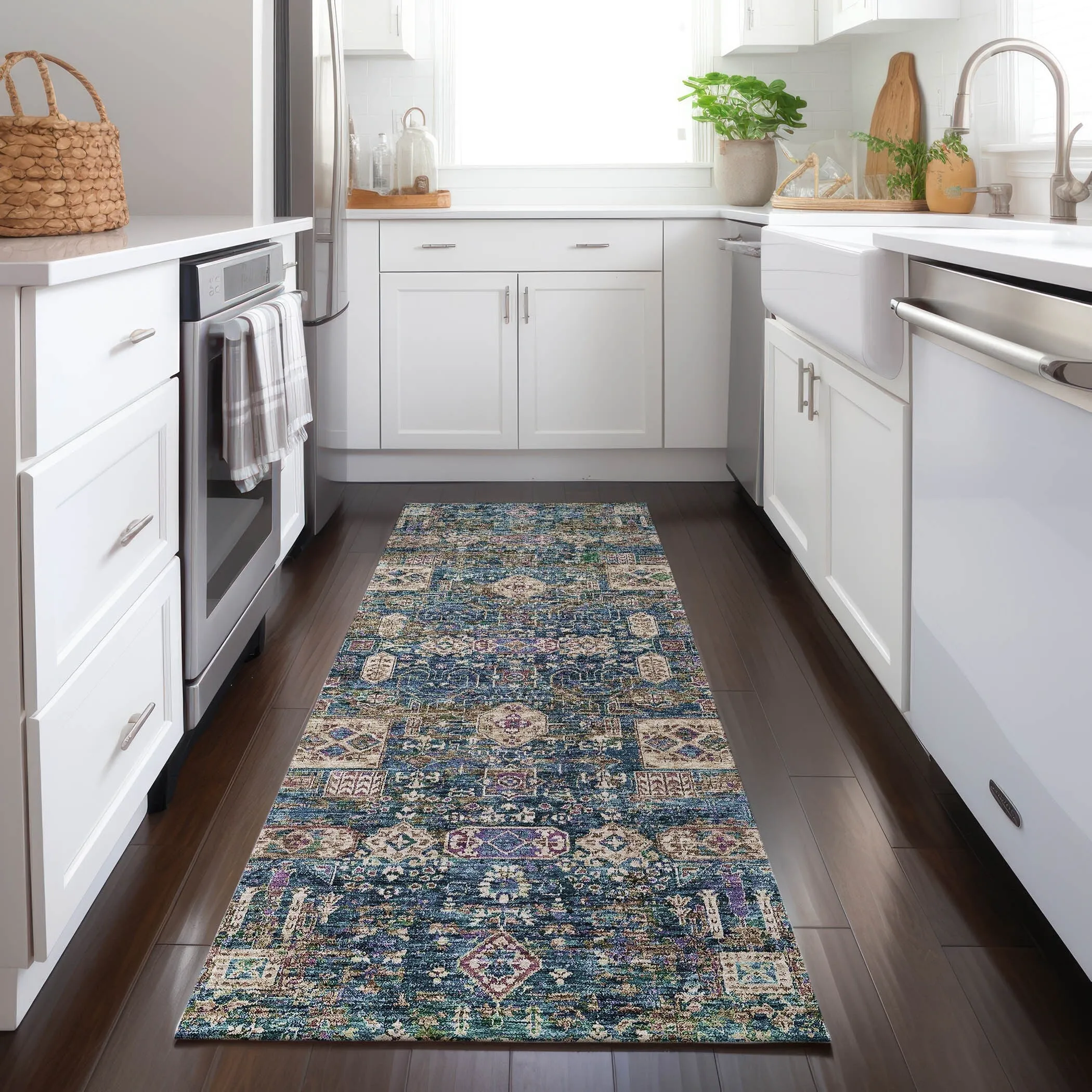 Machine Washable Indoor/ Outdoor Chantille Traditional Vintage Rug