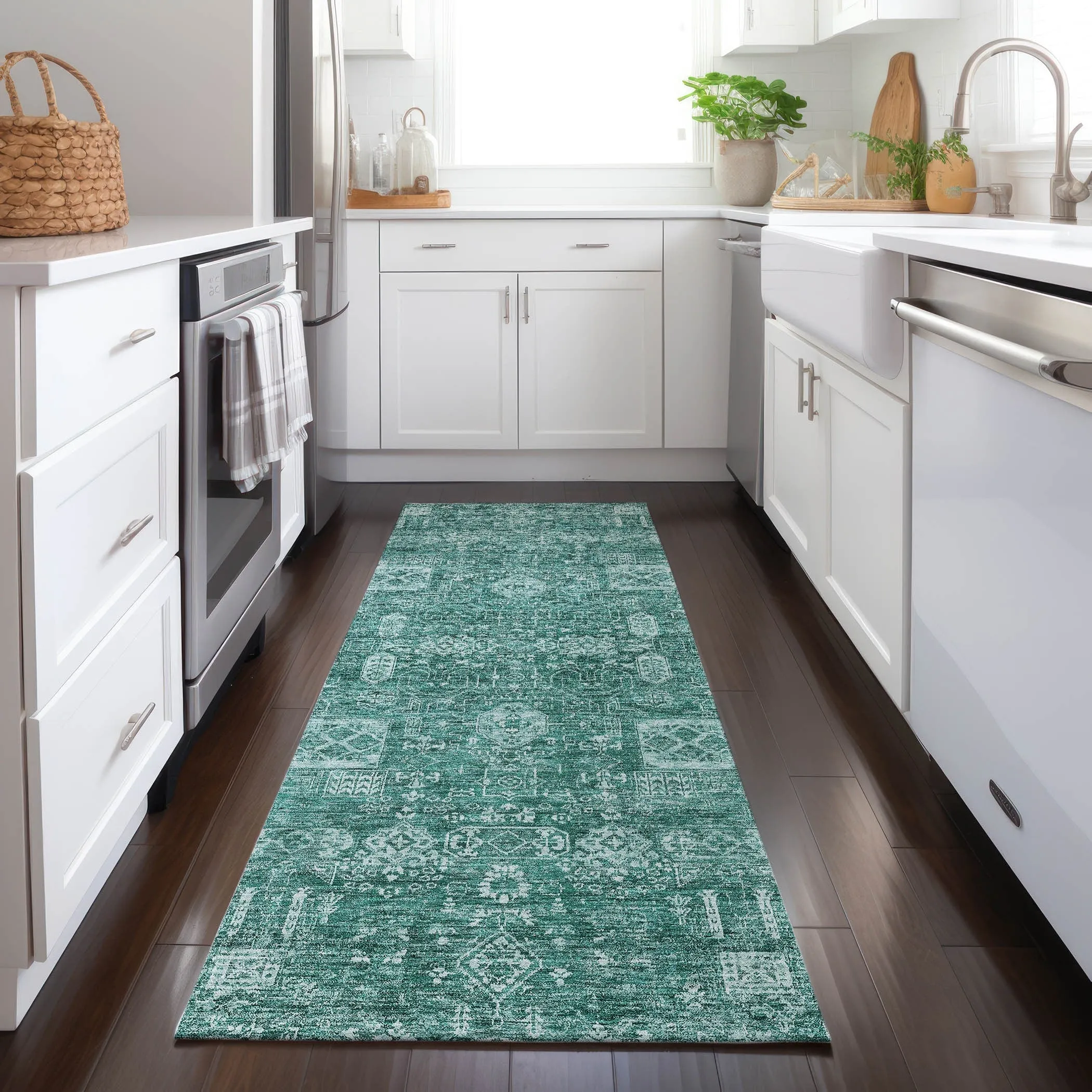 Machine Washable Indoor/ Outdoor Chantille Traditional Vintage Rug